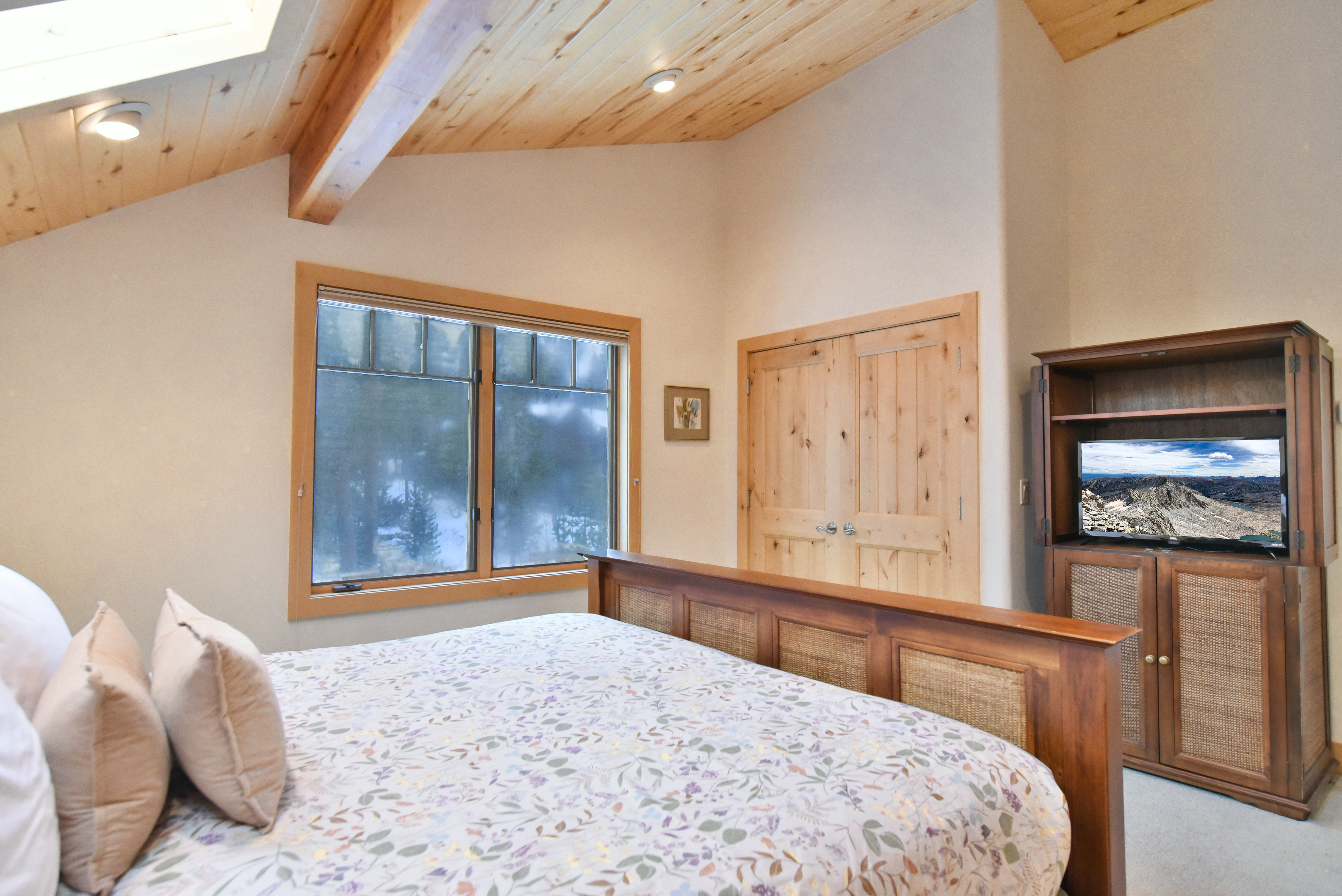 Summit Rose Escape - Theater Rm - Gourmet Kitchen | Photo 38