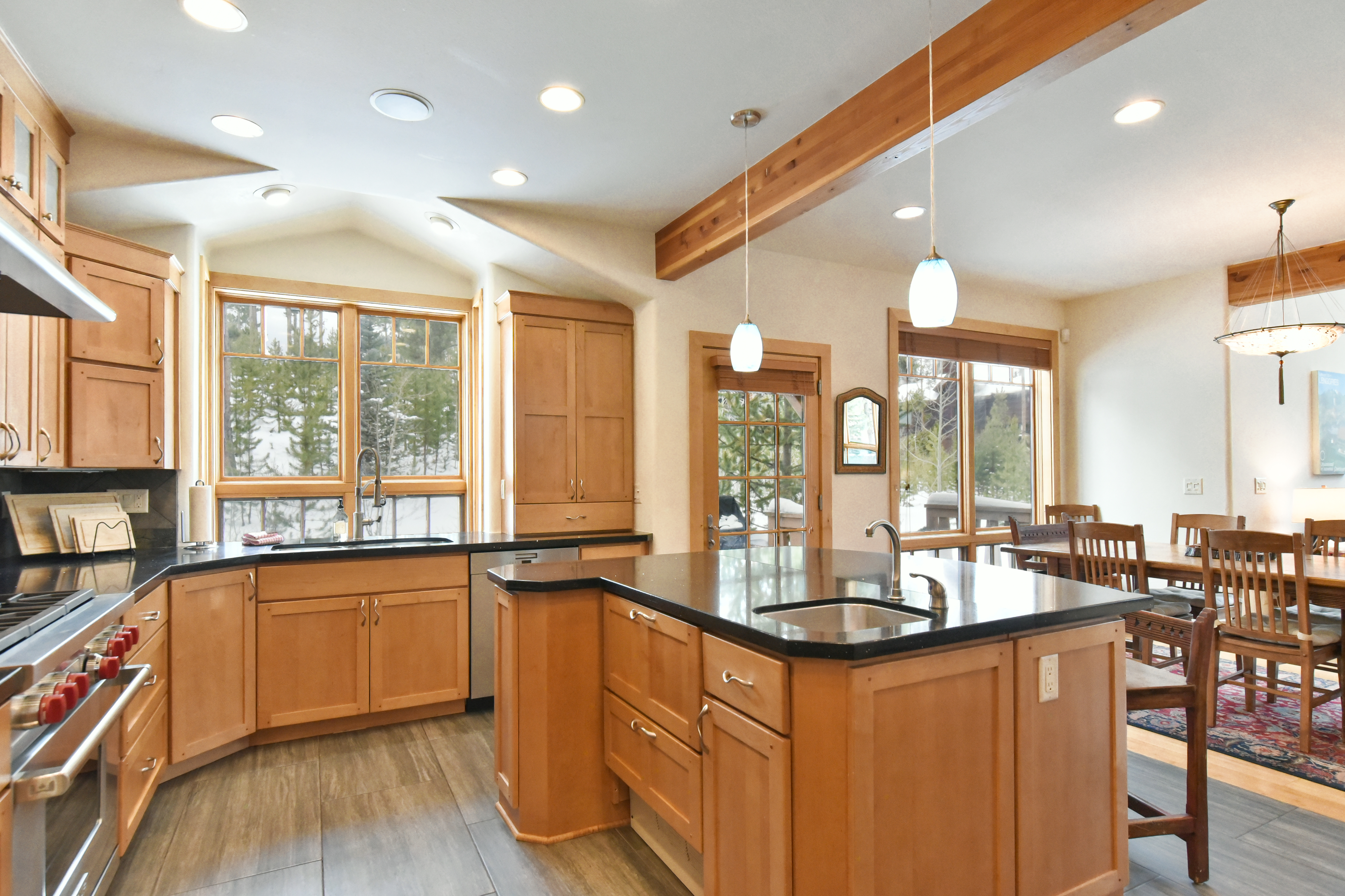 Summit Rose Escape - Theater Rm - Gourmet Kitchen | Photo 17