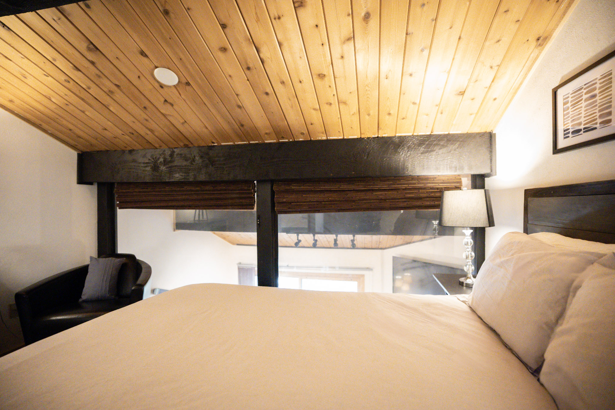Sundowner Mountain View Condo - Walk to Slopes & Main St - Pool Access | Photo 23