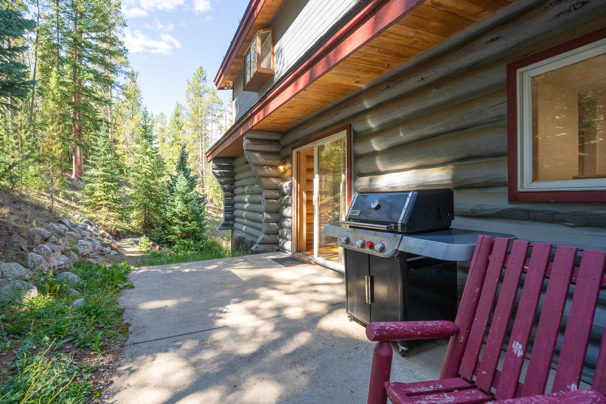 Log Home - Dog Friendly - Mtn. Views - 10 min. to Breck | Photo 24