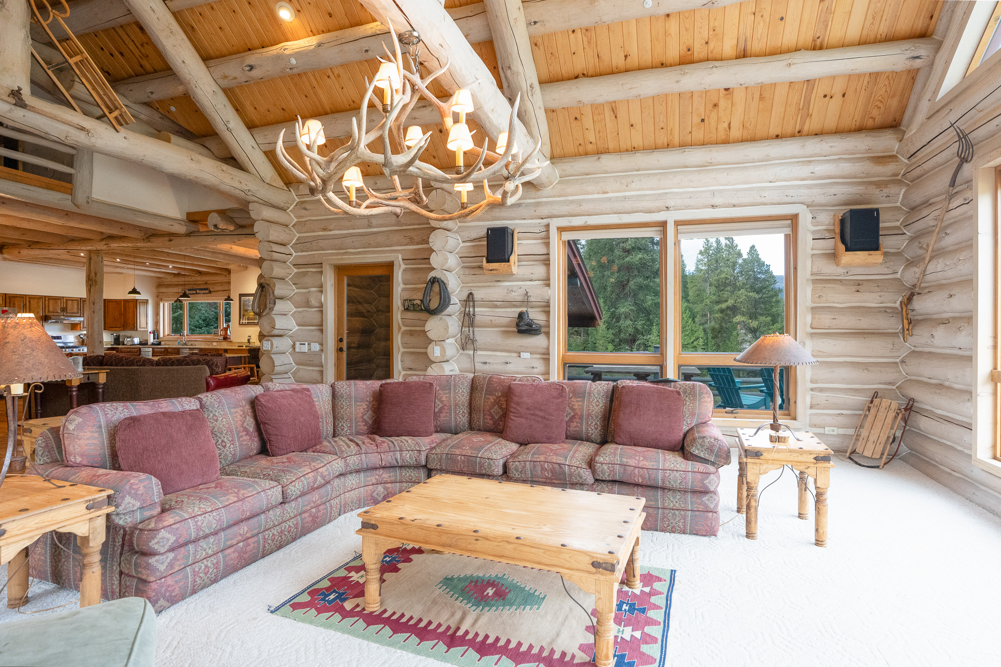 Log Home - Dog Friendly - Mtn. Views - 10 min. to Breck | Photo 11