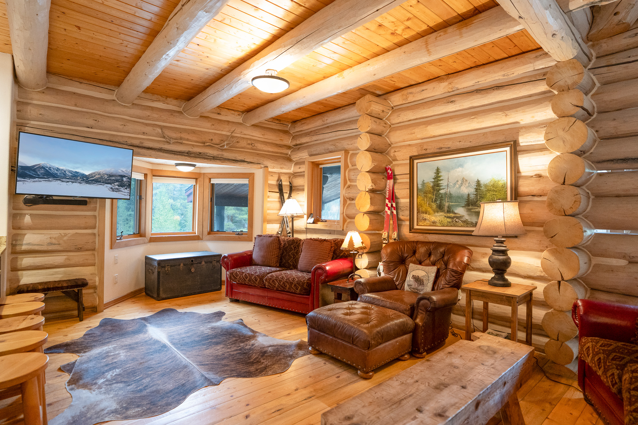 Log Home - Dog Friendly - Mtn. Views - 10 min. to Breck | Photo 13