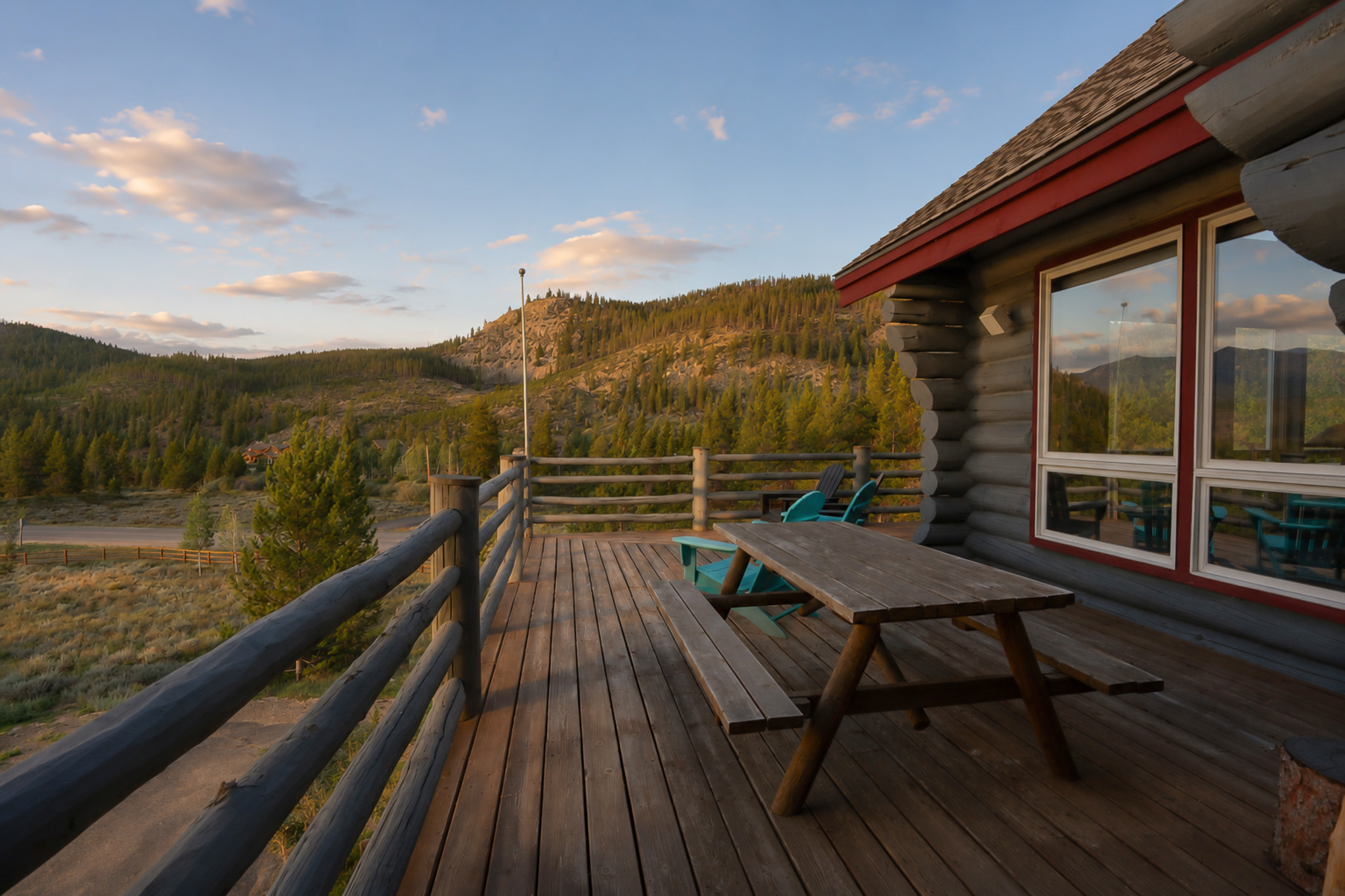 Log Home - Dog Friendly - Mtn. Views - 10 min. to Breck | Photo 57