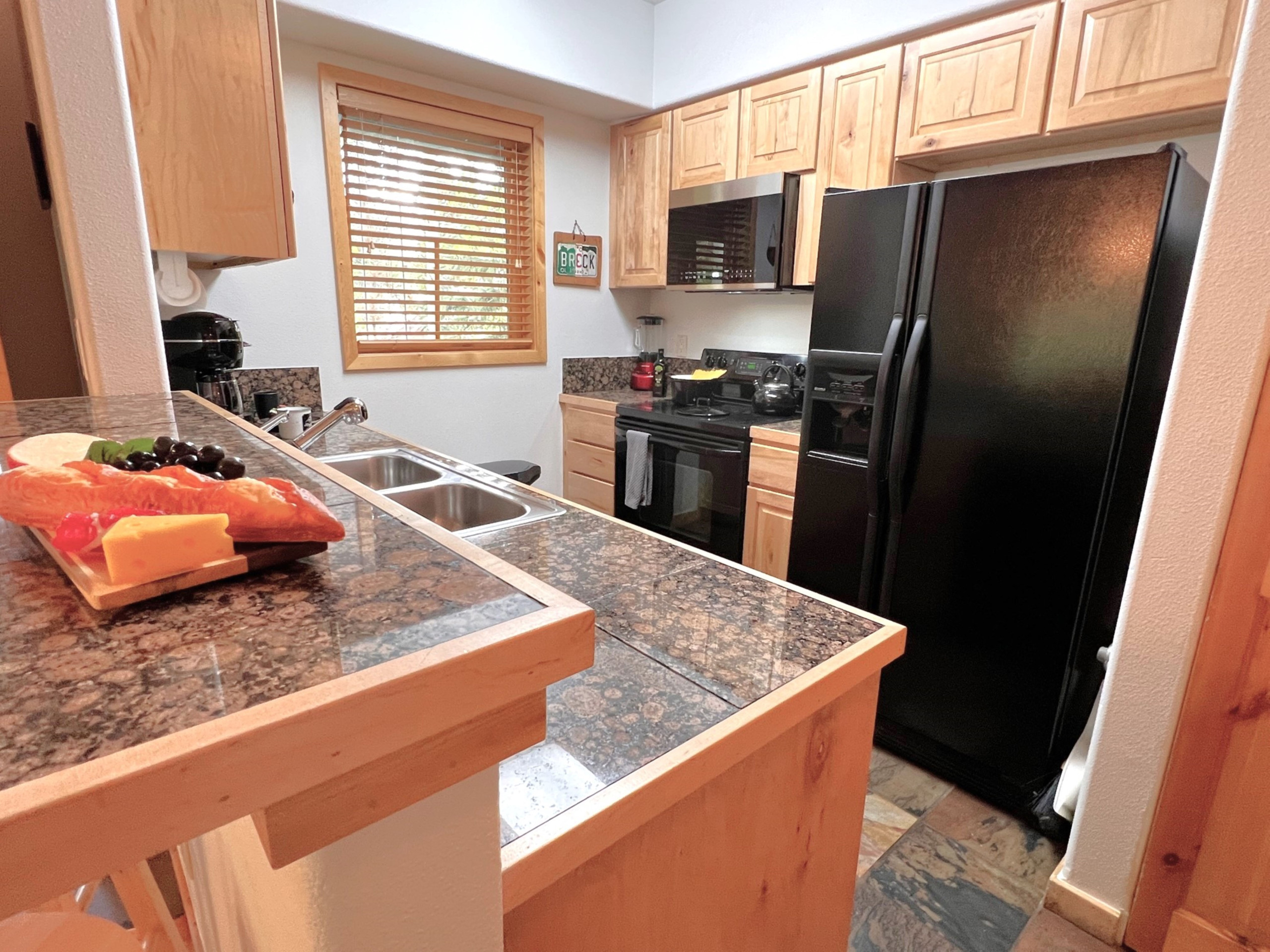 Twin Elk Mount Lincoln Condo - Ski-In - Hot Tub - Walk to Main St! | Photo 13