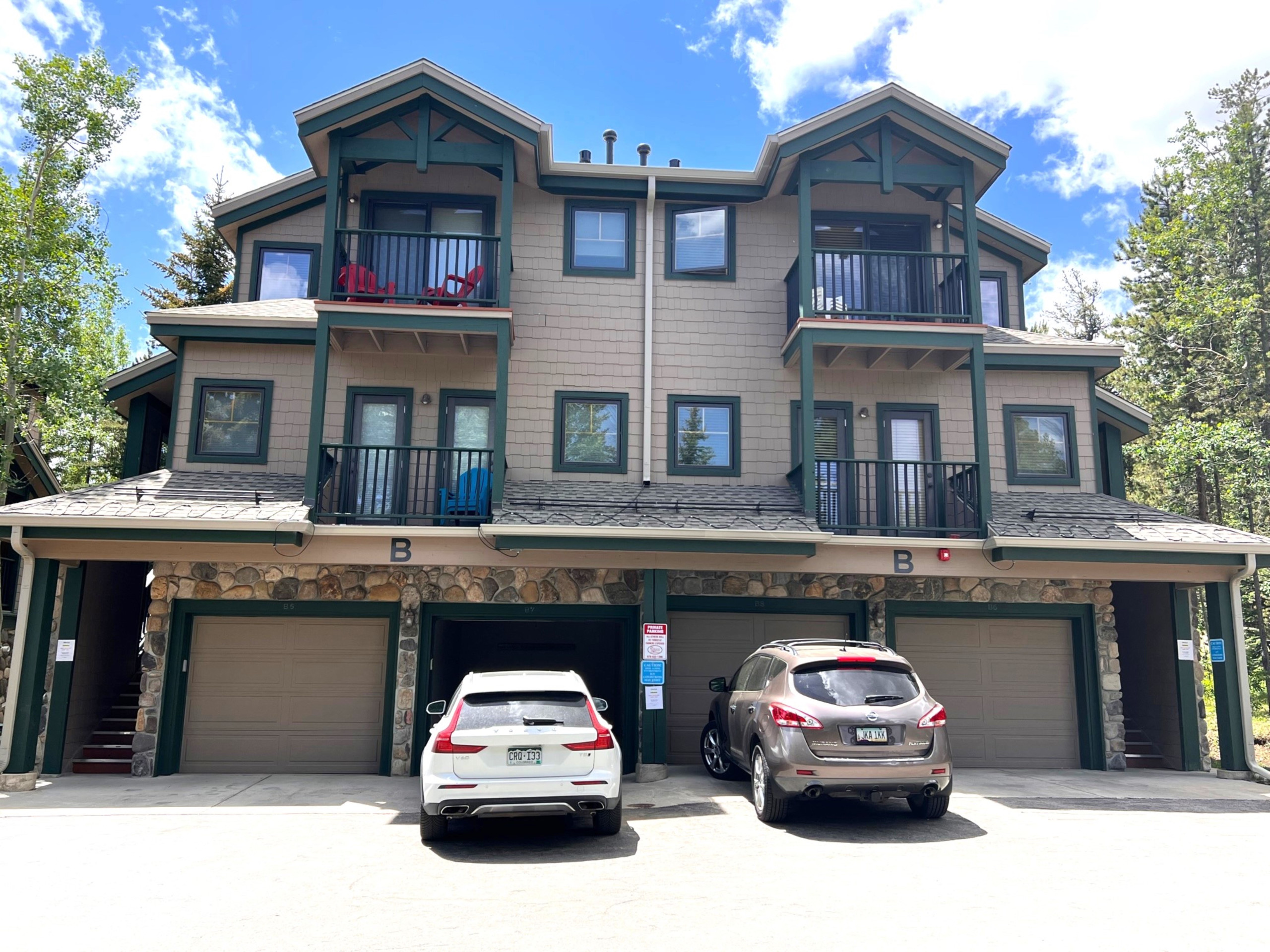 Twin Elk Mount Bross Condo - Ski-In - Walk to Main St - Hot Tub | Photo 31