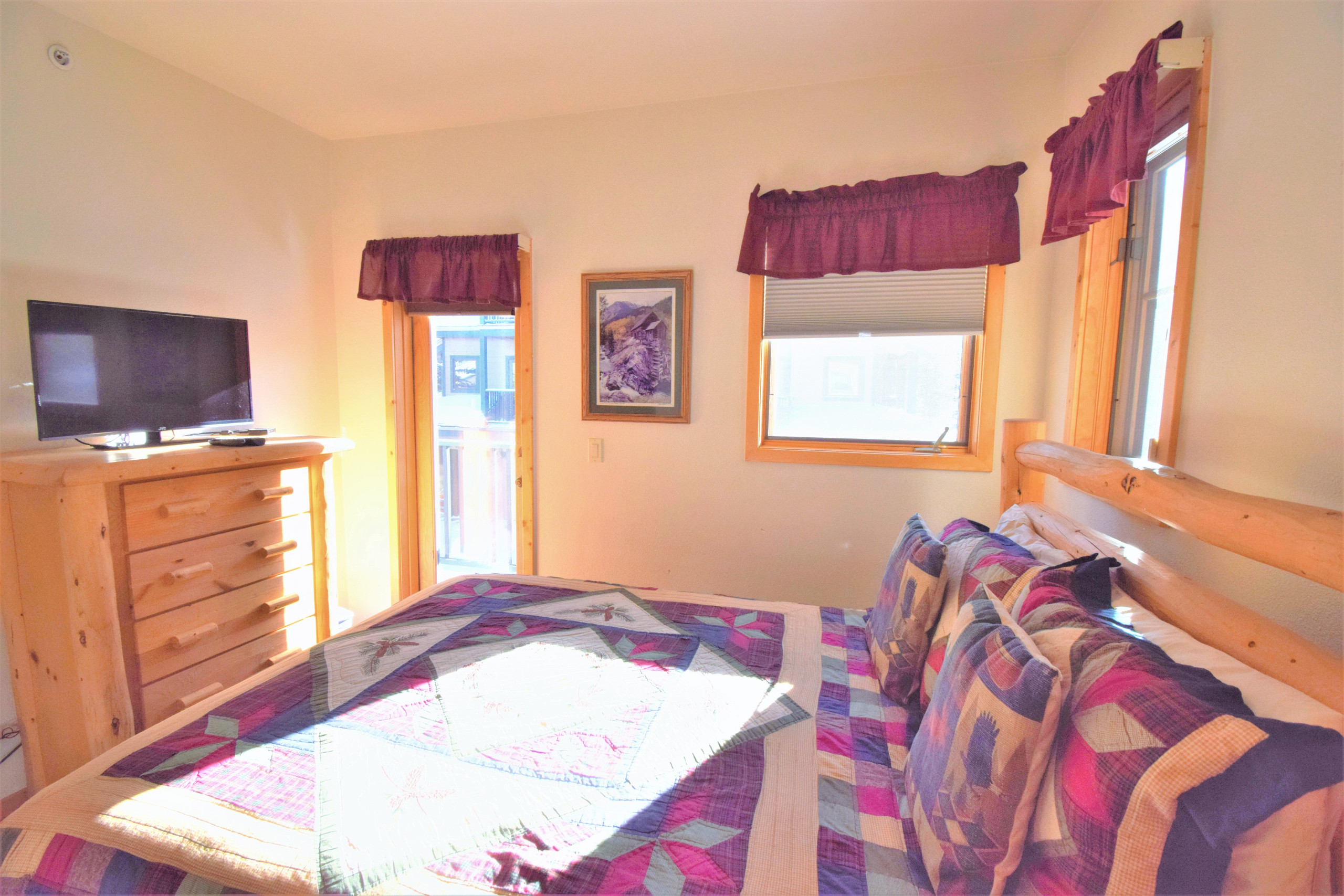 Twin Elk Mount Cameron Condo - Ski-In - Hot Tub - Walk to Town | Photo 21