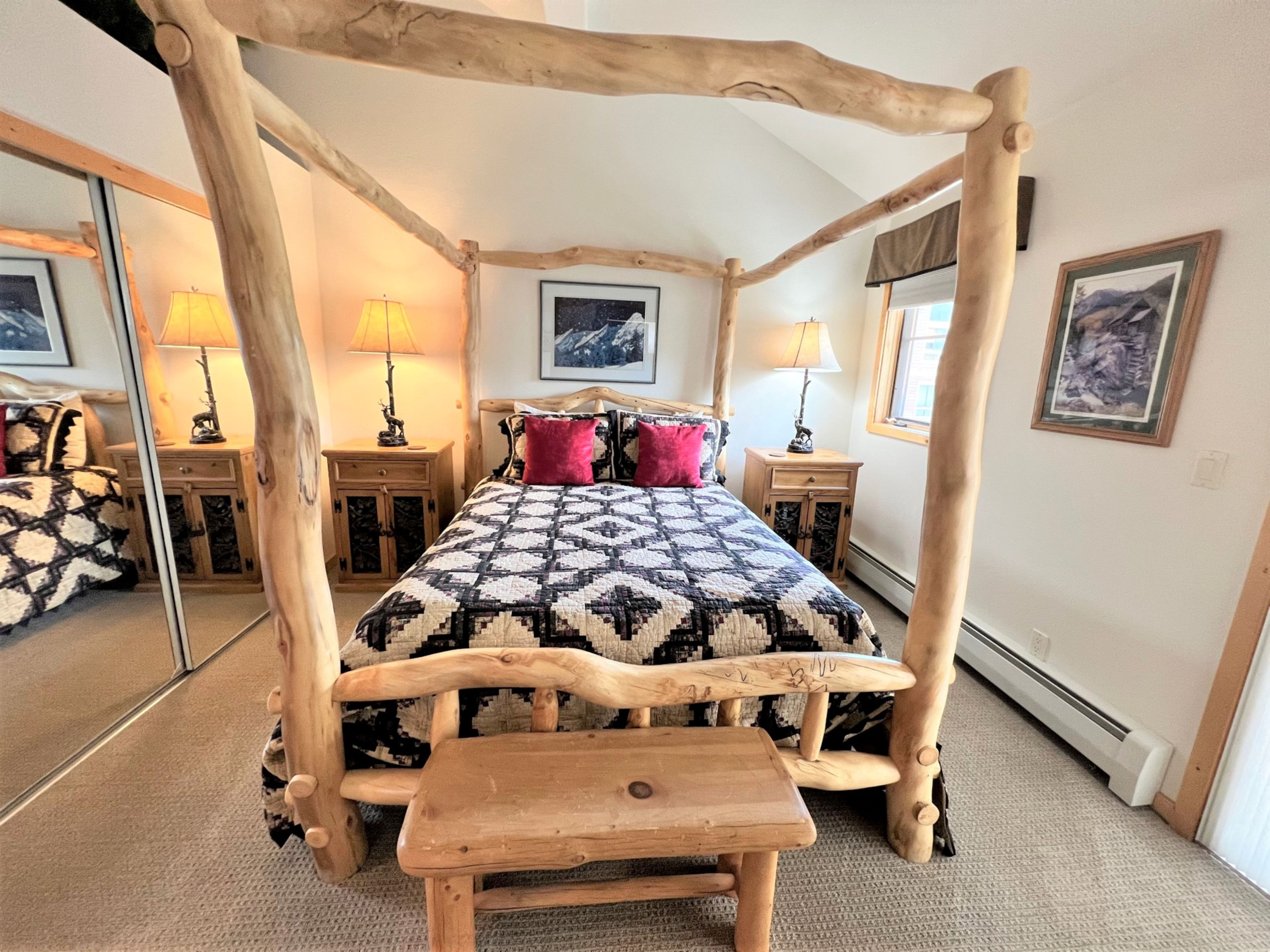 Twin Elk Mount Cameron Condo - Ski-In - Hot Tub - Walk to Town | Photo 2