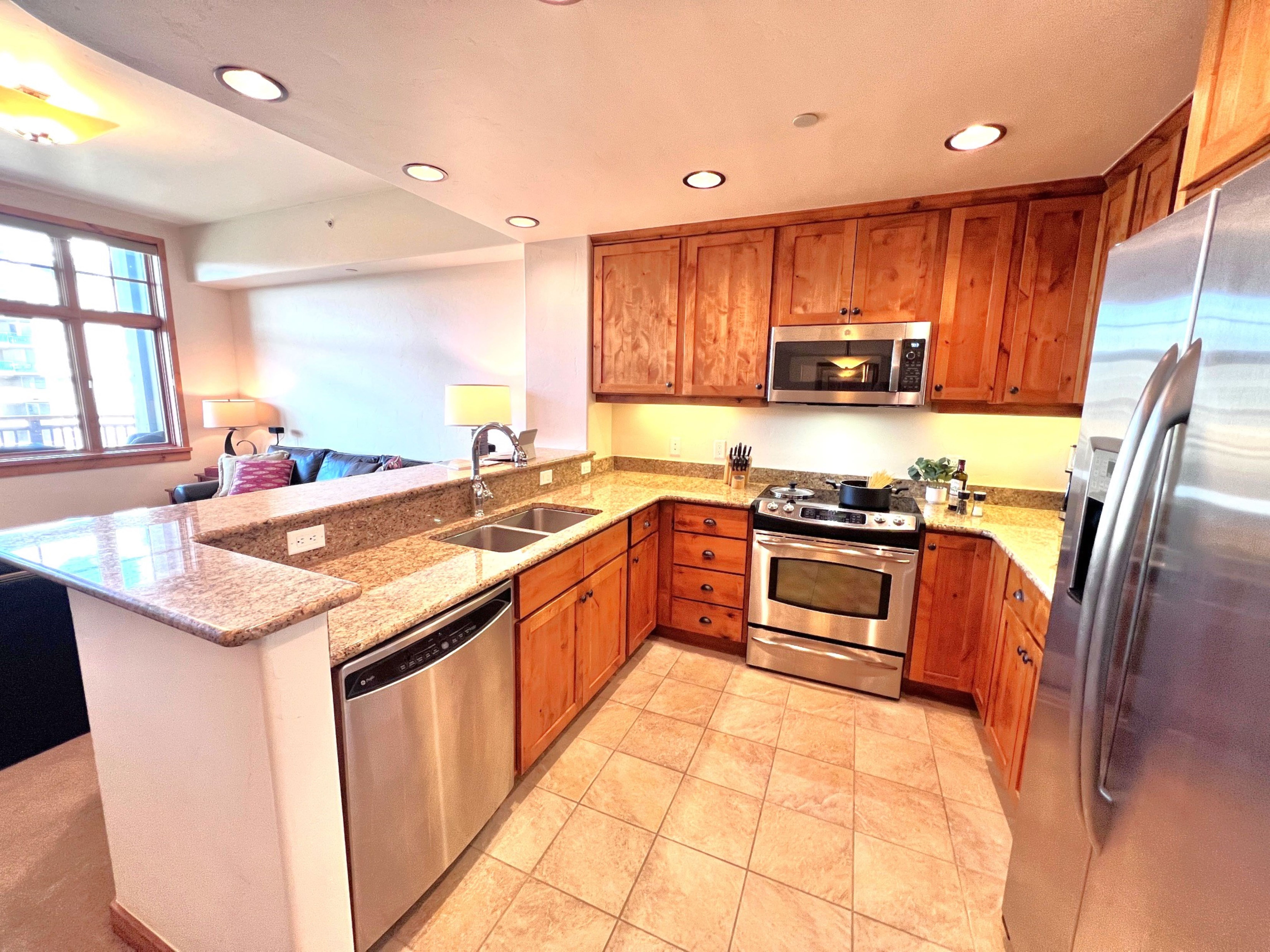 Timberline Cove Lakeside Condo - Mtn Views - Hot Tubs - Bike Path | Photo 14