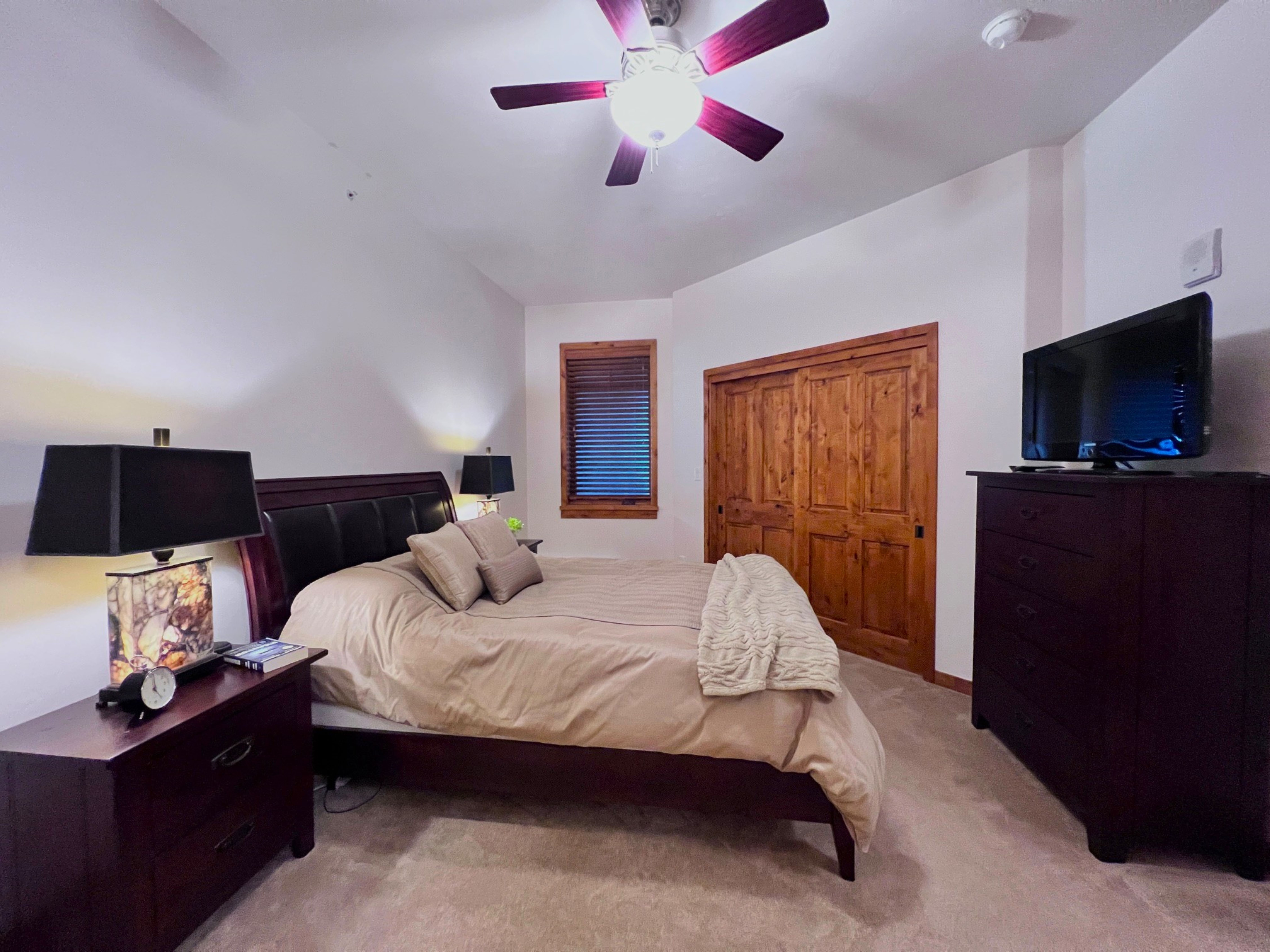 Timberline Cove Lakeside Condo - Mtn Views - Hot Tubs - Bike Path | Photo 27