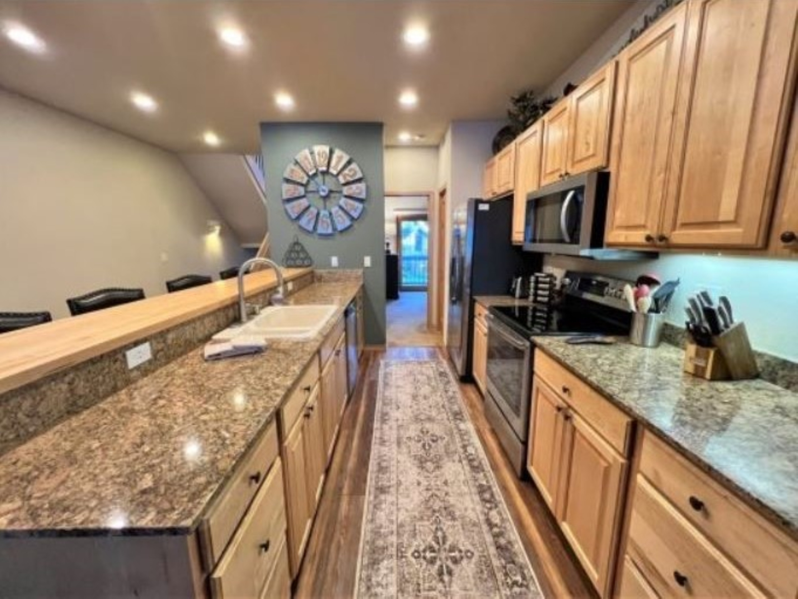 Tall Pines Superchair Townhome - Ski In/Out - Private Hot Tub | Photo 2