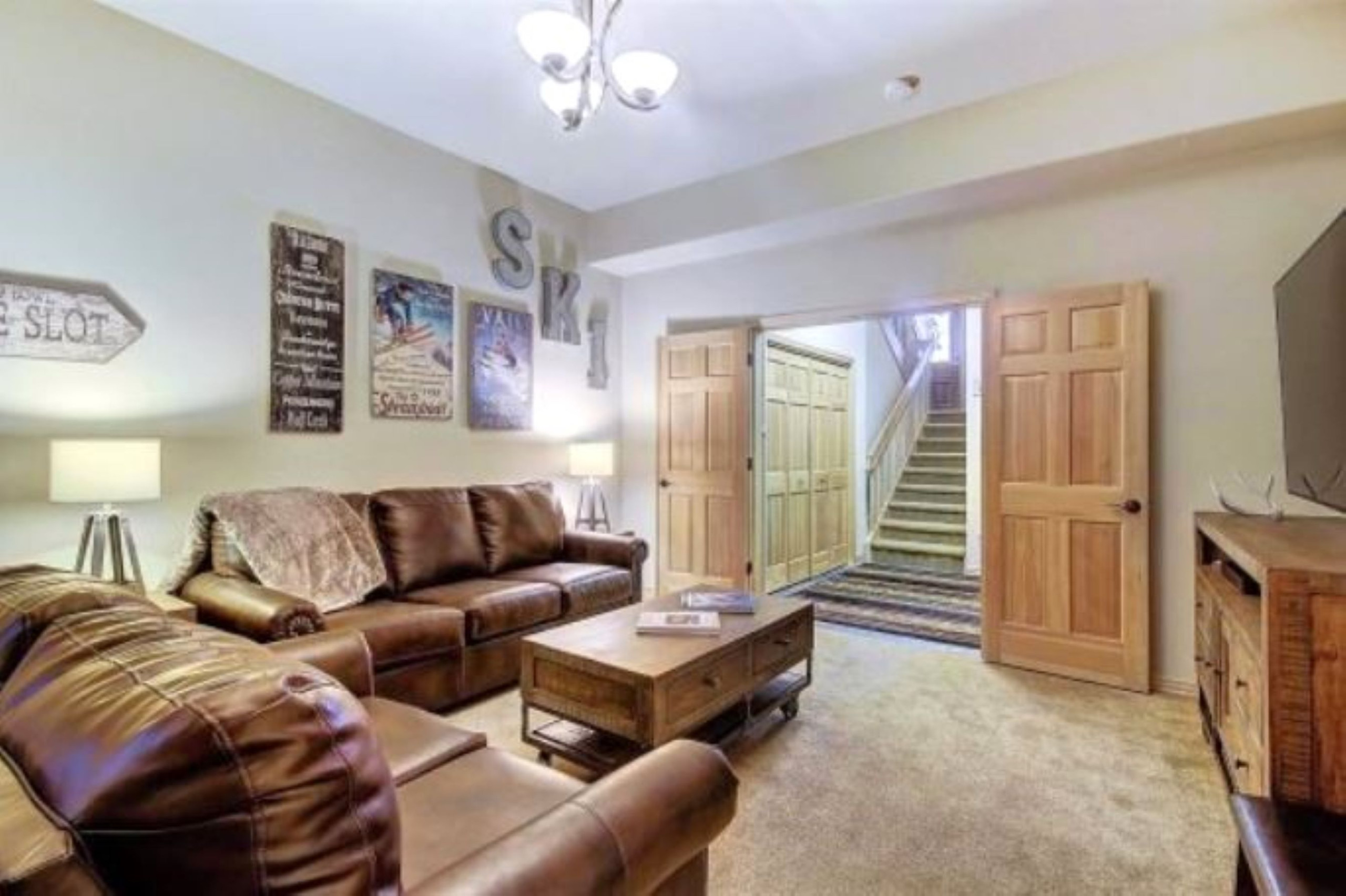 Tall Pines Superchair Townhome - Ski In/Out - Private Hot Tub | Photo 3