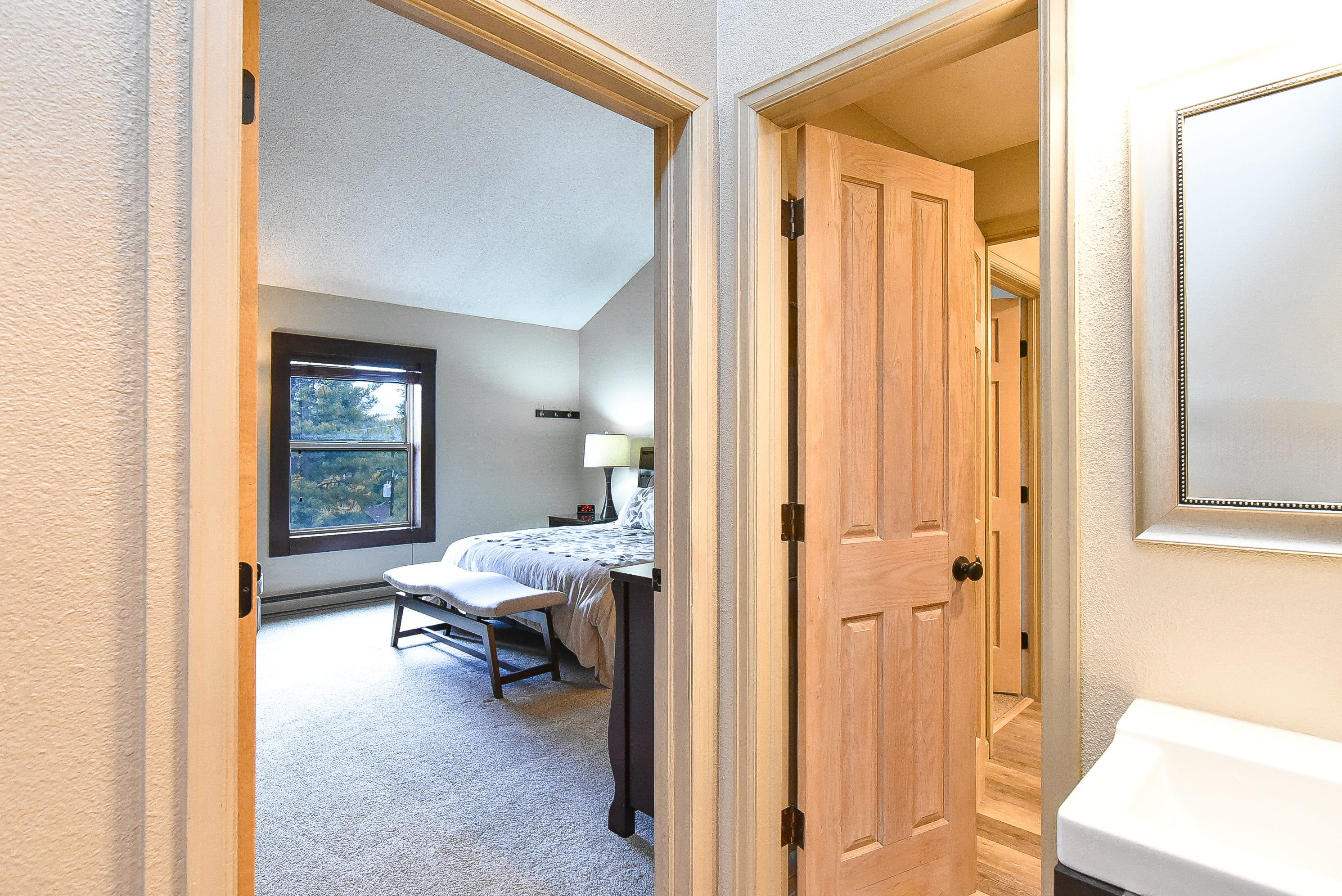 Tyra Summit Bluebird Condo - Ski in/out! - Pool+Hot Tubs | Photo 16