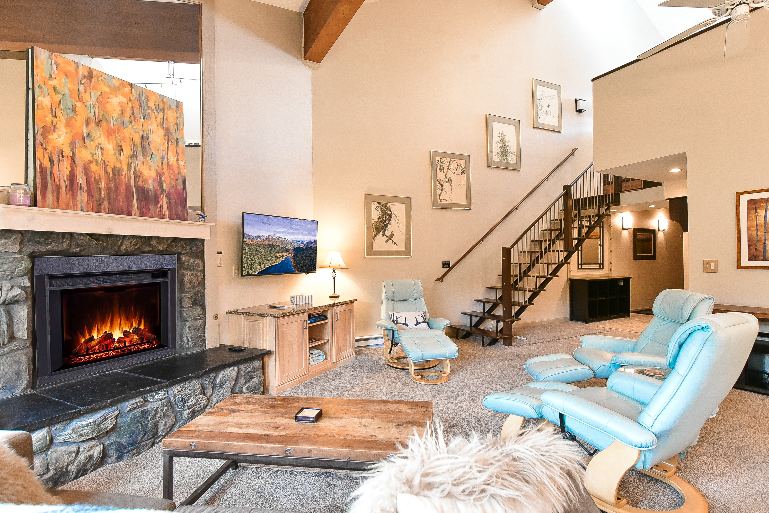 Tyra Summit Bluebird Condo - Ski in/out! - Pool+Hot Tubs | Photo 5