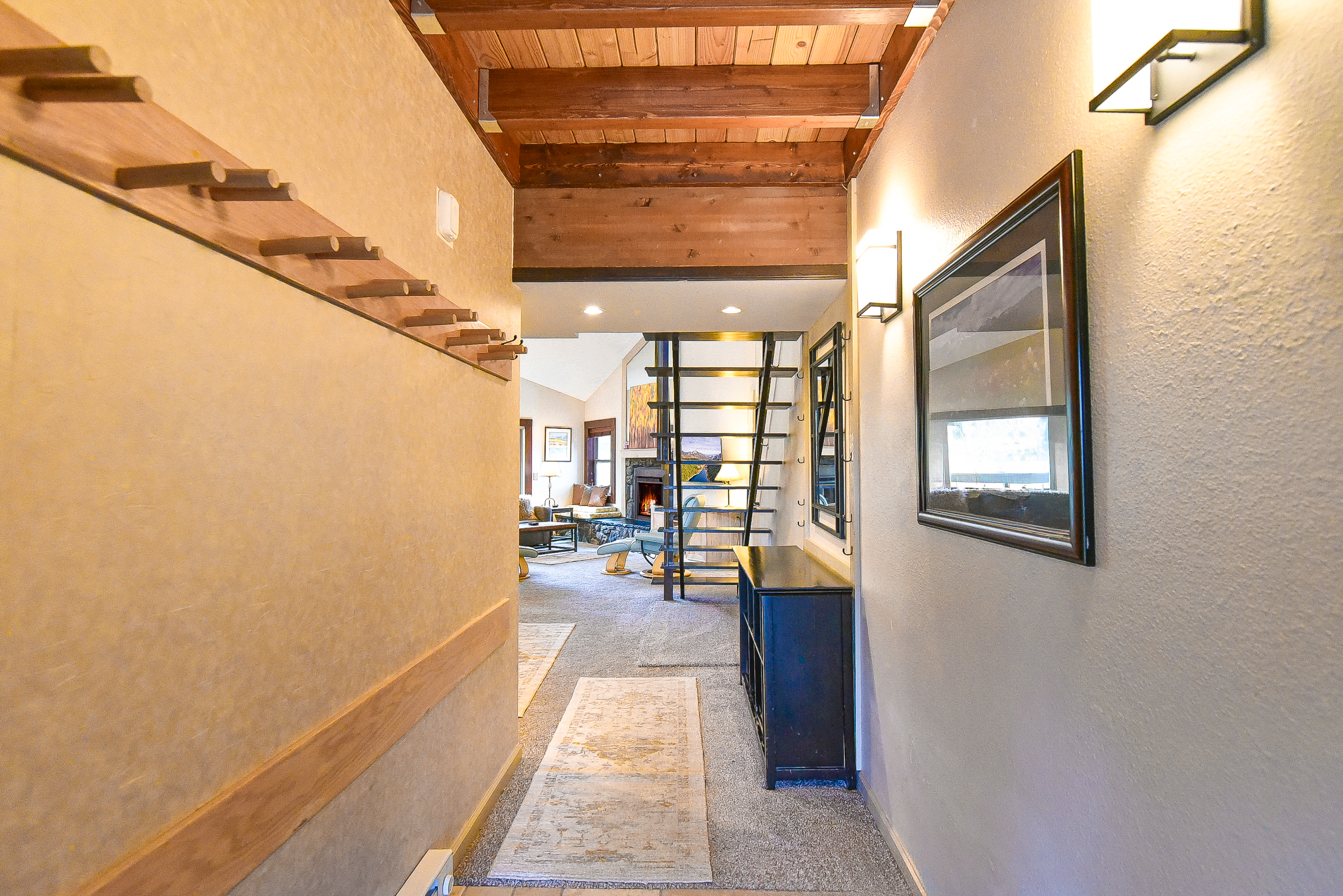 Tyra Summit Bluebird Condo - Ski in/out! - Pool+Hot Tubs | Photo 6