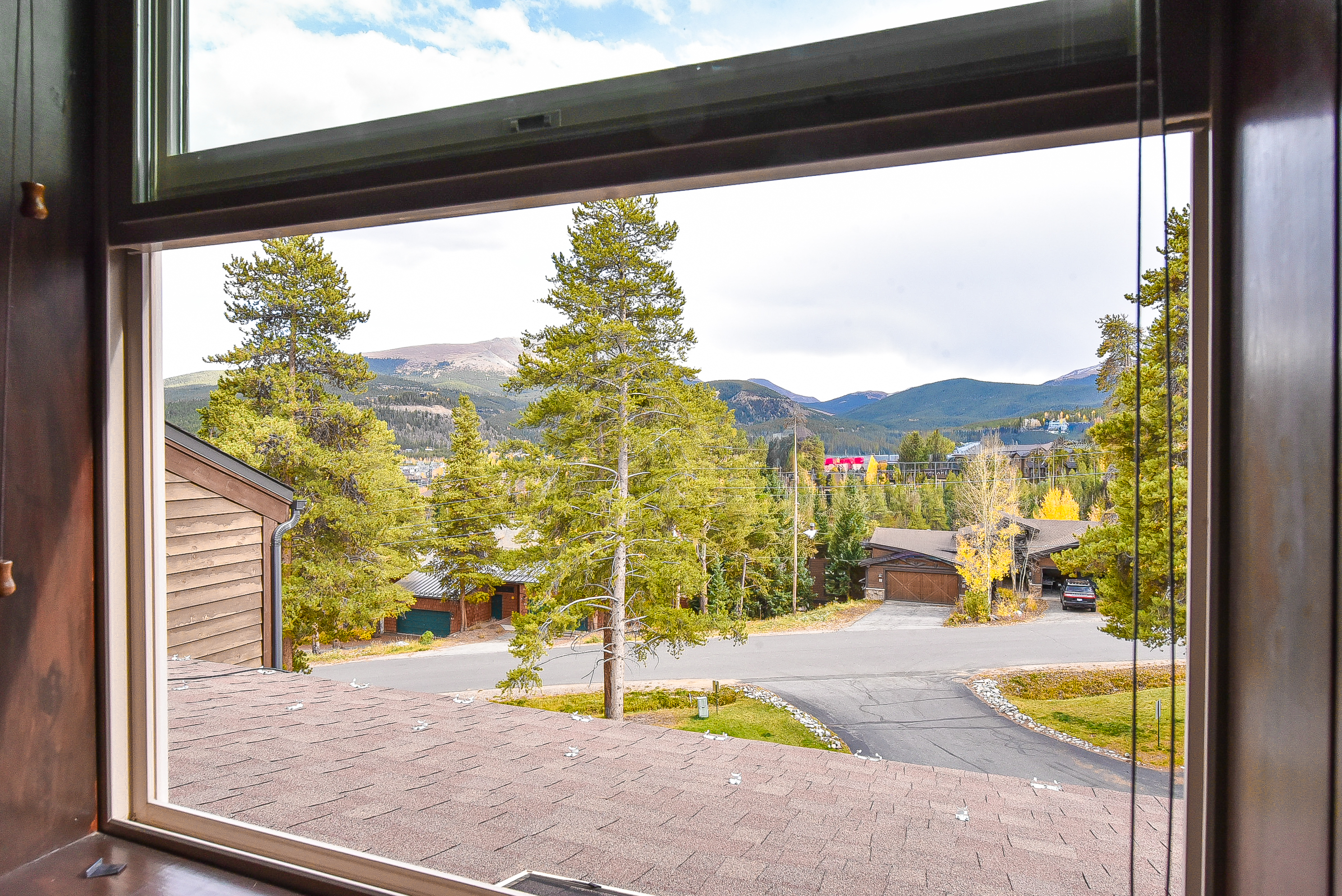 Tyra Summit Bluebird Condo - Ski in/out! - Pool+Hot Tubs | Photo 34