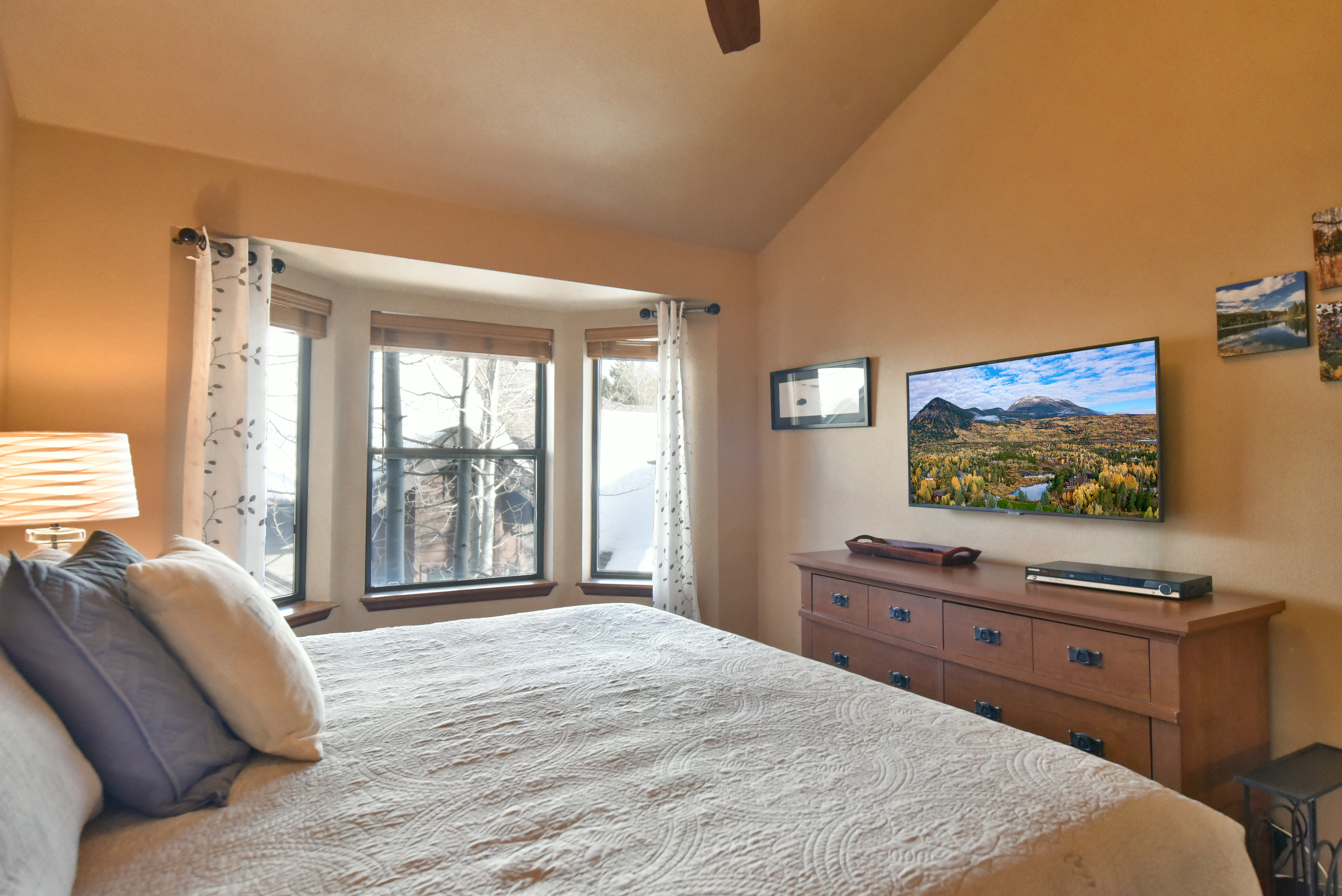 Village Point Townhome - Private Hot Tub - Near Quick Silver Lift, In Breck | Photo 2