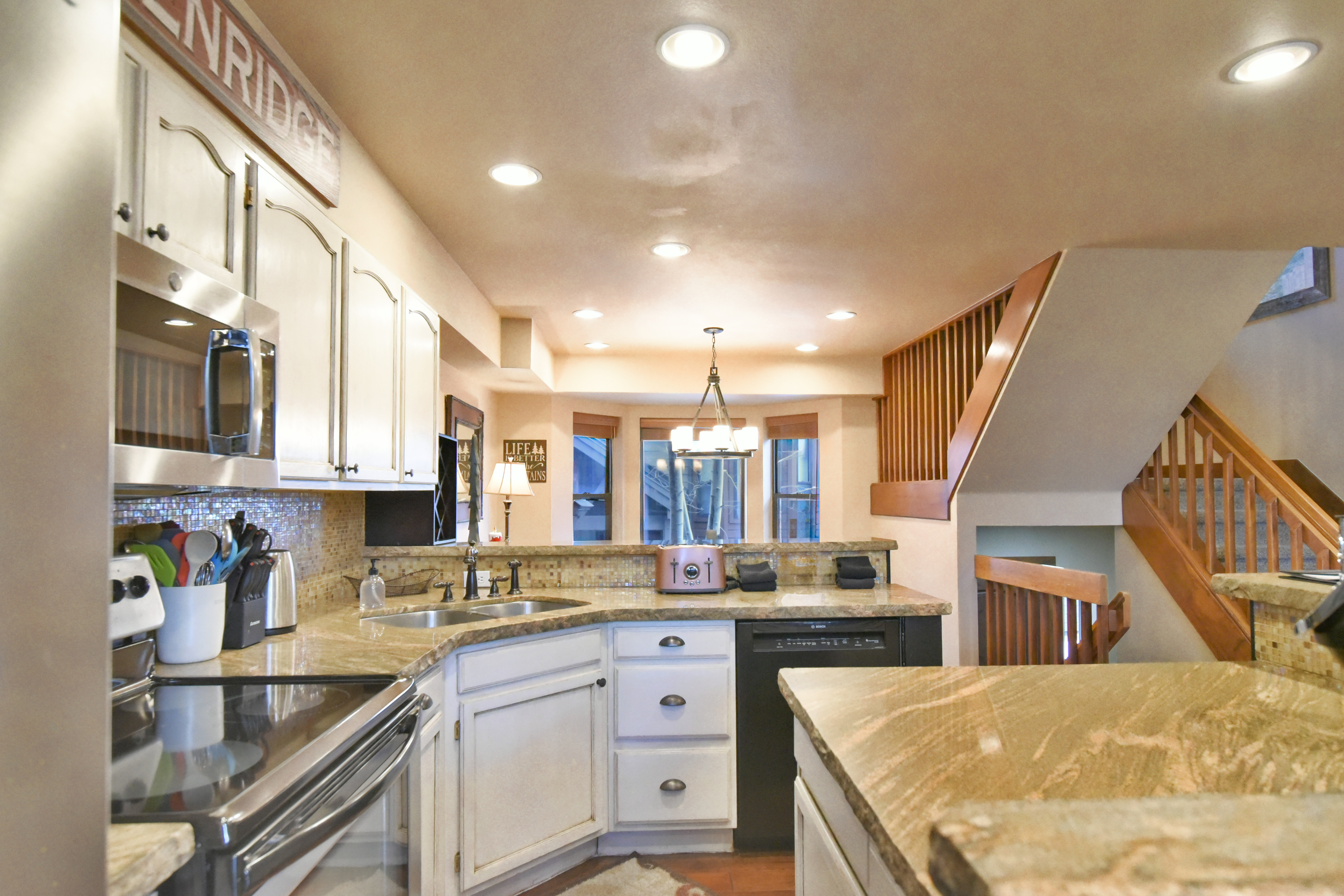 Village Point Townhome - Private Hot Tub - Near Quick Silver Lift, In Breck | Photo 14