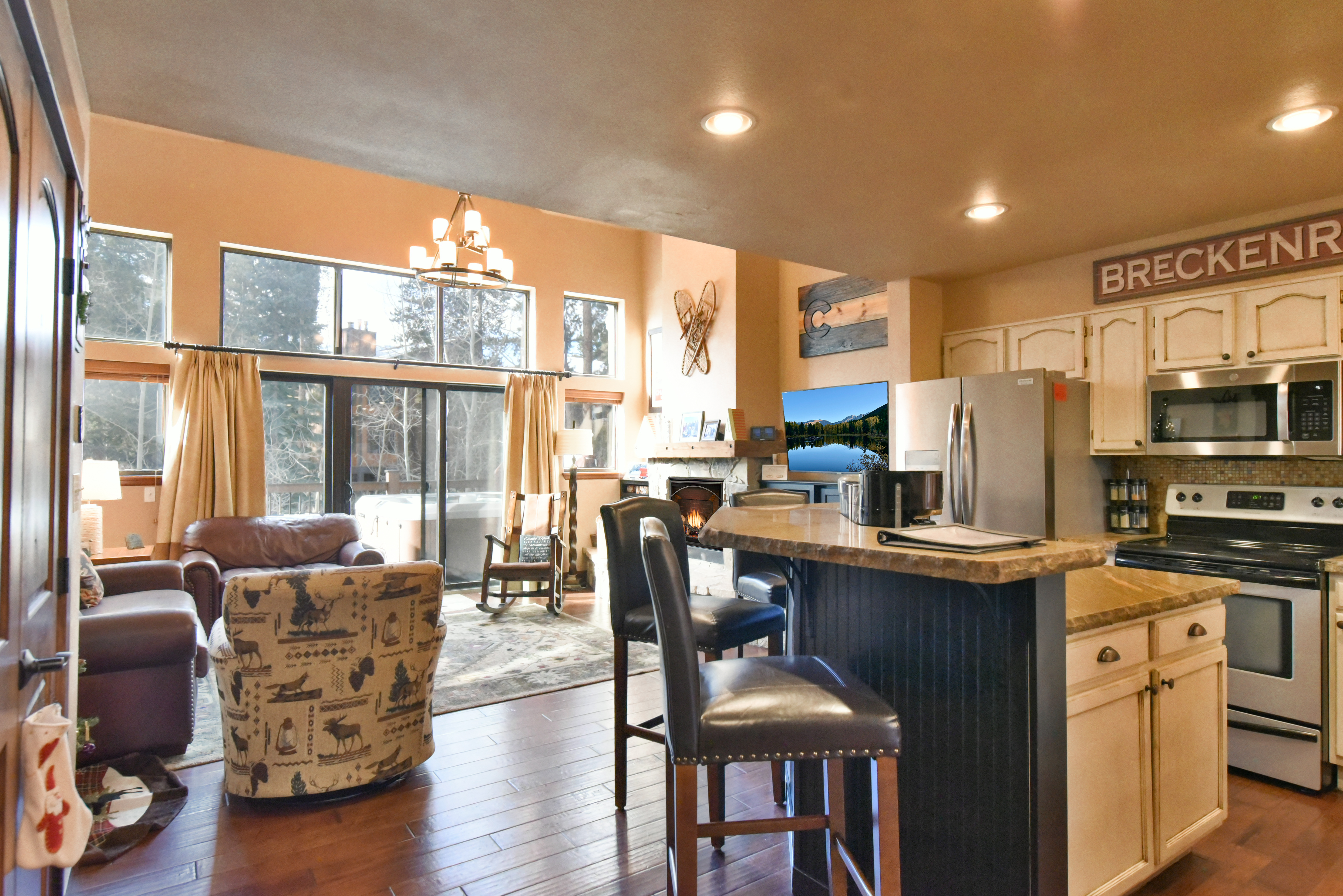 Village Point Townhome - Private Hot Tub - Near Quick Silver Lift, In Breck | Photo 11