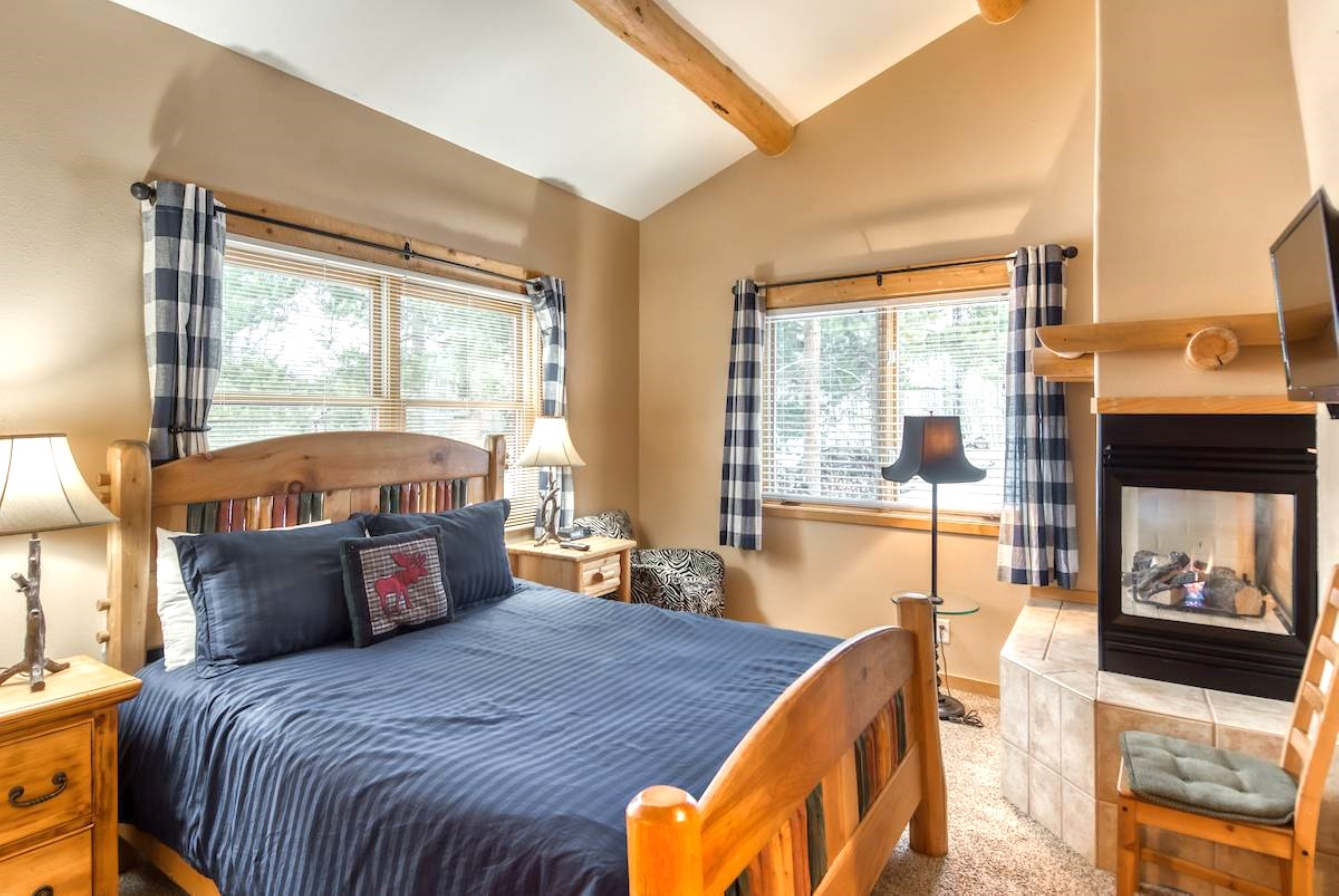 Mountain Meadow Lodge - Dog-Friendly - Hot Tub | Photo 19