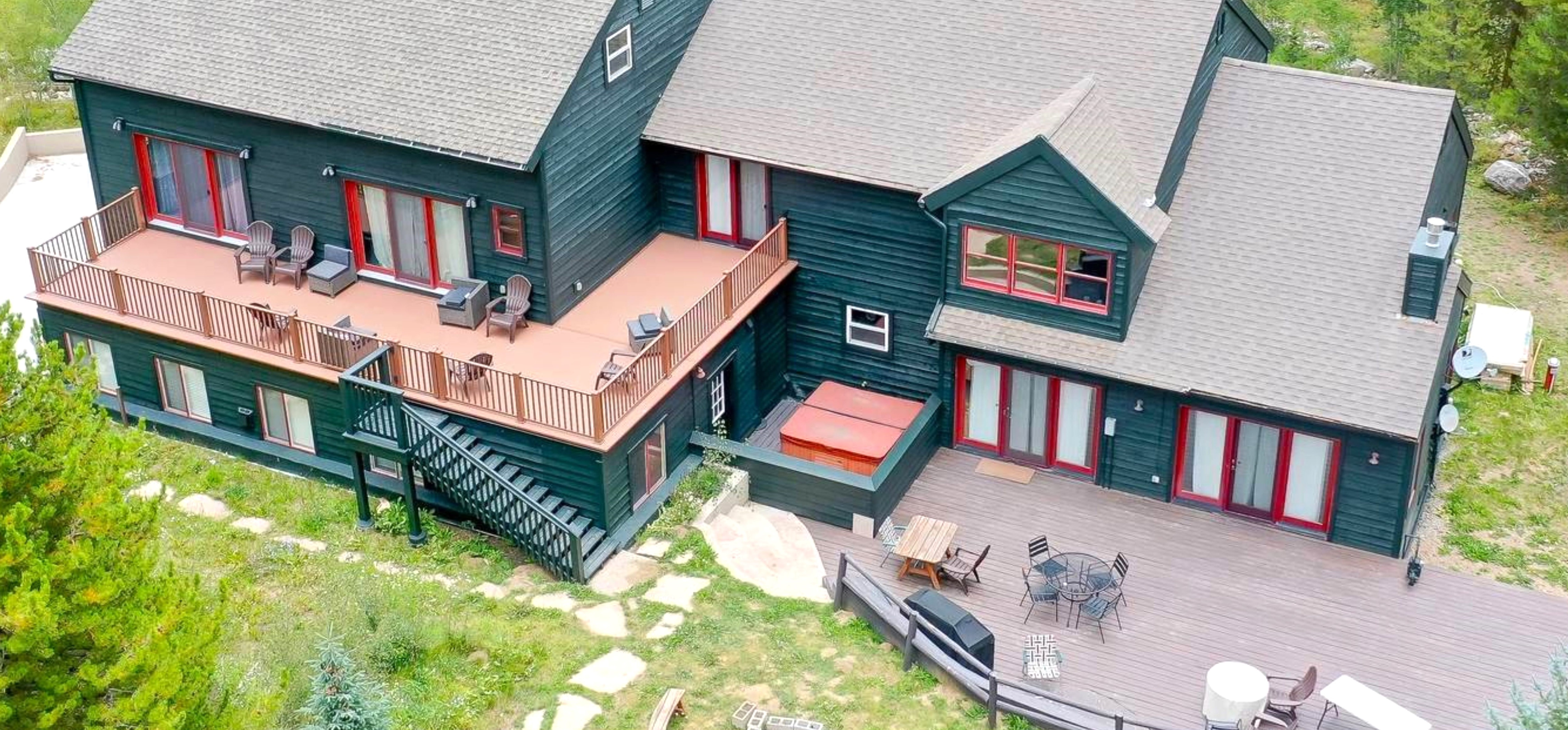 Mountain Meadow Lodge - Dog-Friendly - Hot Tub | Photo 5