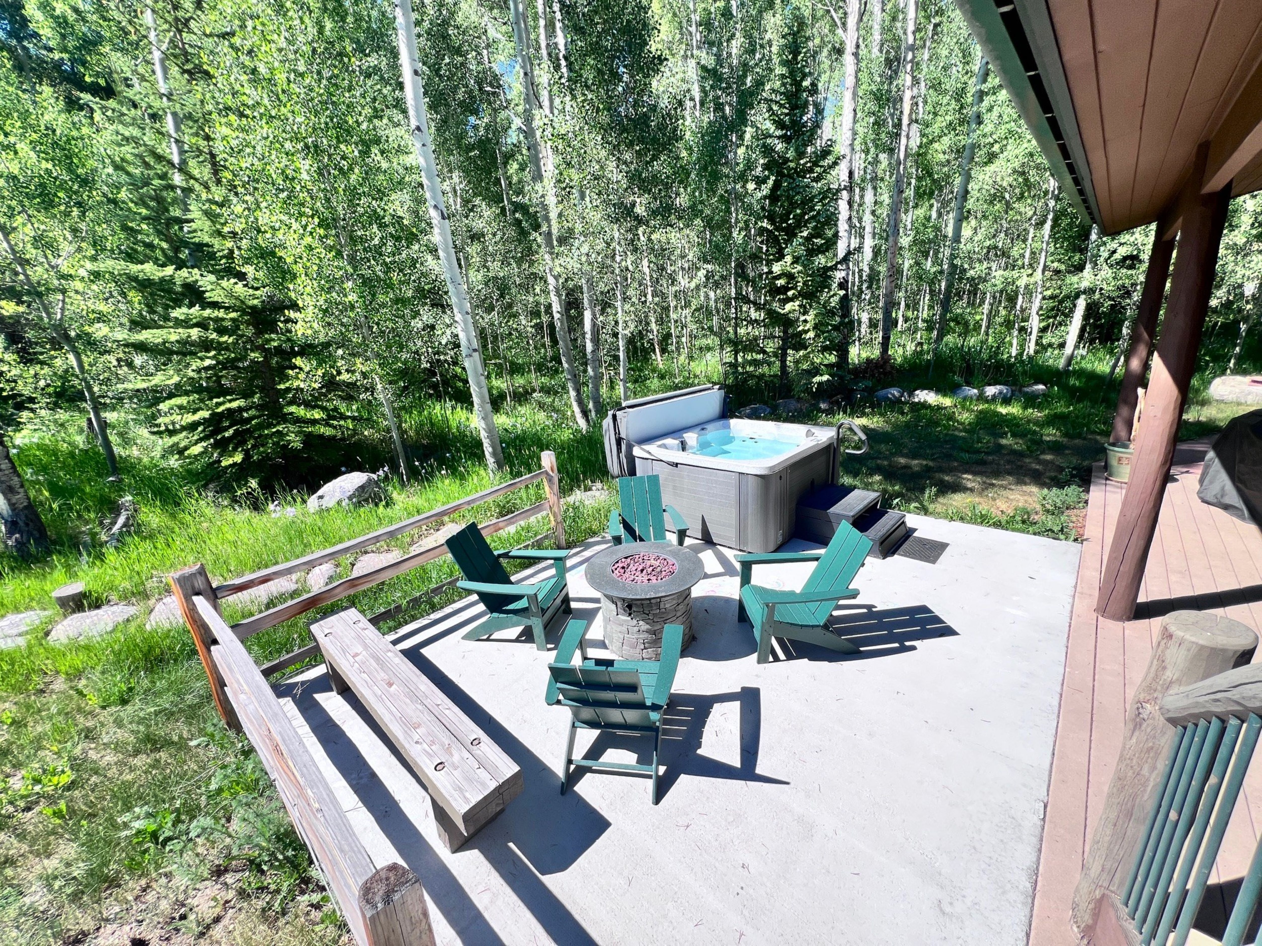 Aspen Hollow Lodge w/ Hot Tub + Fire Pit | Photo 22