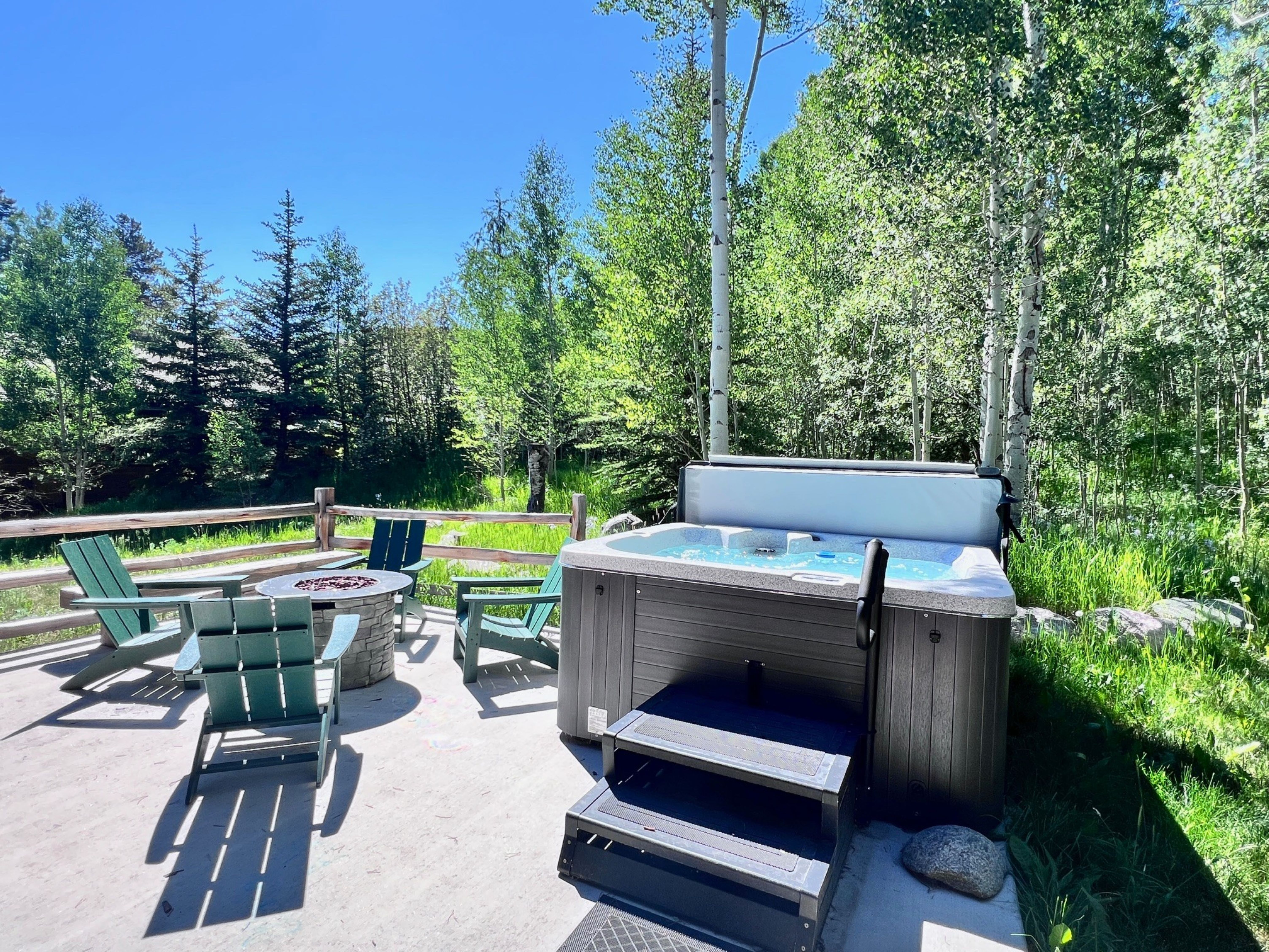 Aspen Hollow Lodge w/ Hot Tub + Fire Pit | Photo 23