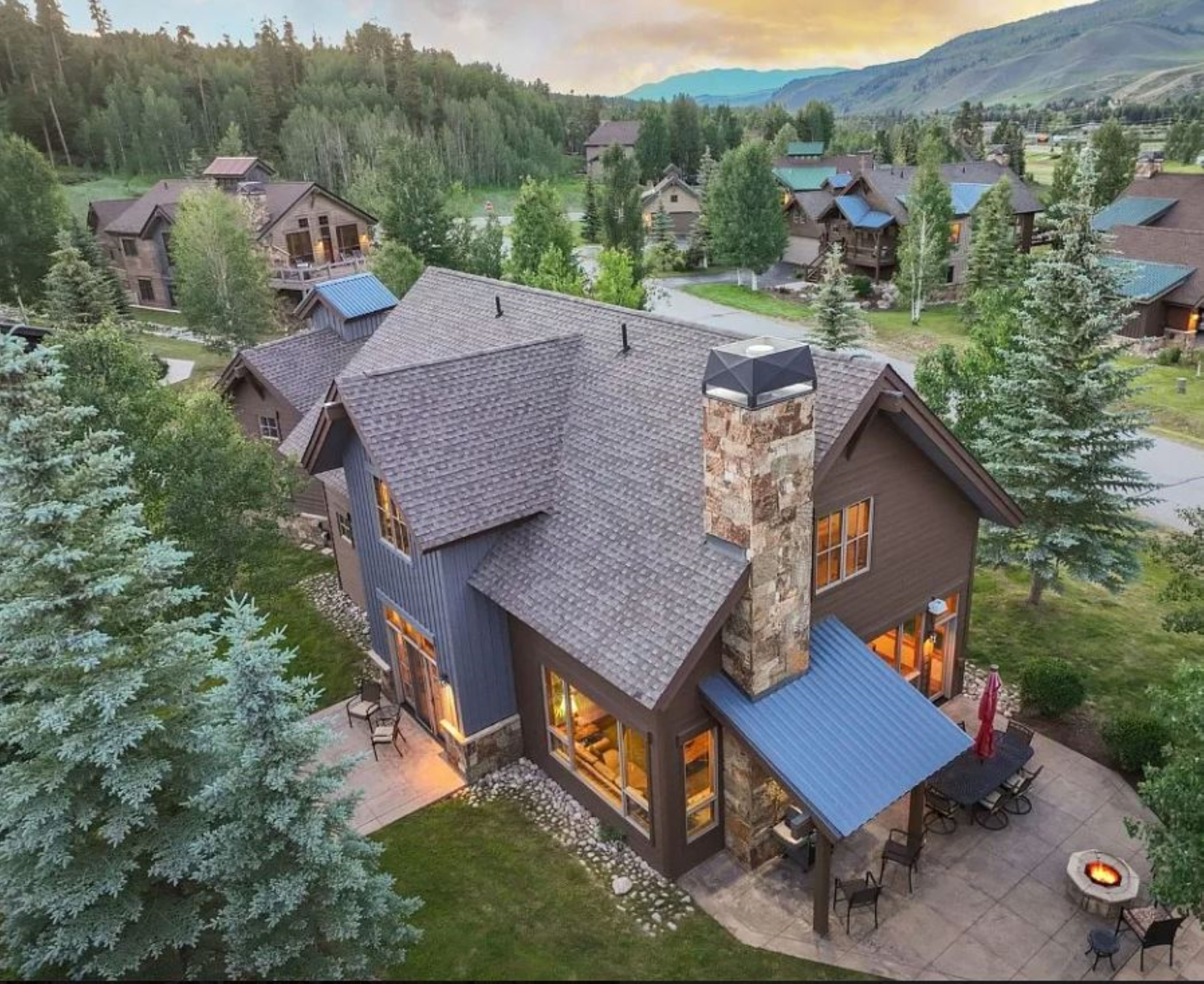 Eagles Nest - Mtn Views - Dog-Friendly - Ev Charger - Ski/Hike