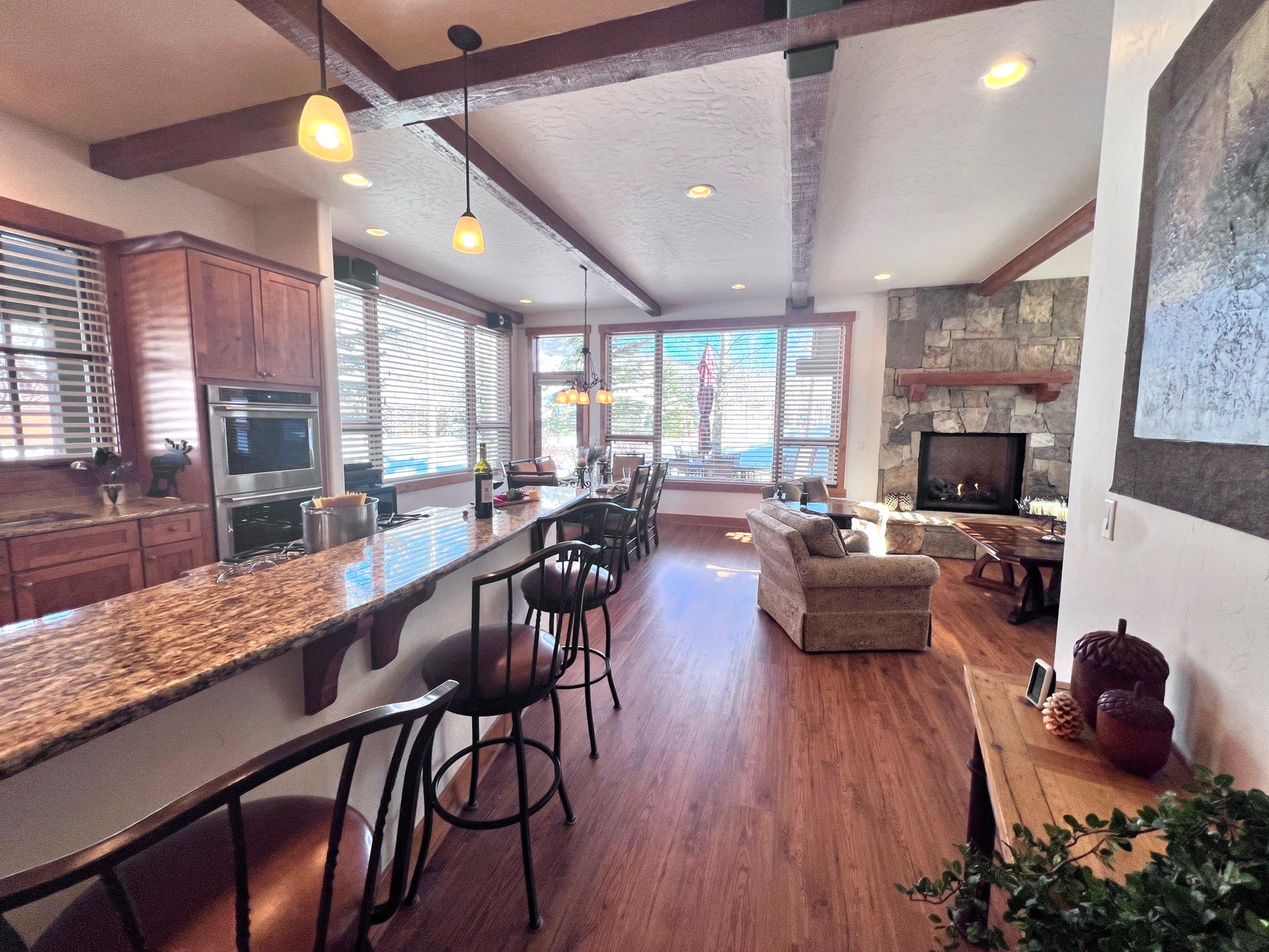 Eagles Nest - Mtn Views - Dog-Friendly - Ev Charger - Ski/Hike | Photo 15