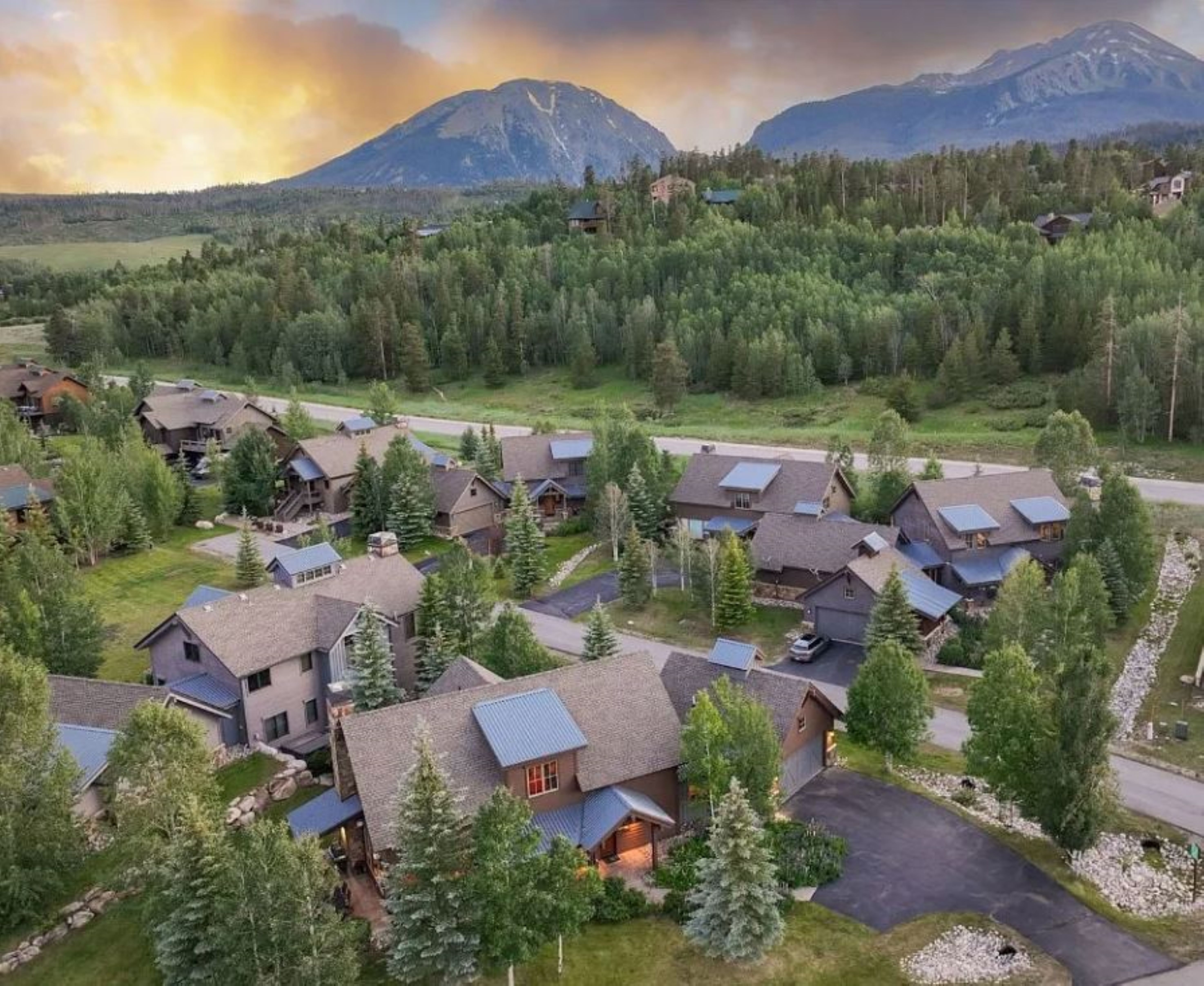 Eagles Nest - Mtn Views - Dog-Friendly - Ev Charger - Ski/Hike | Photo 62
