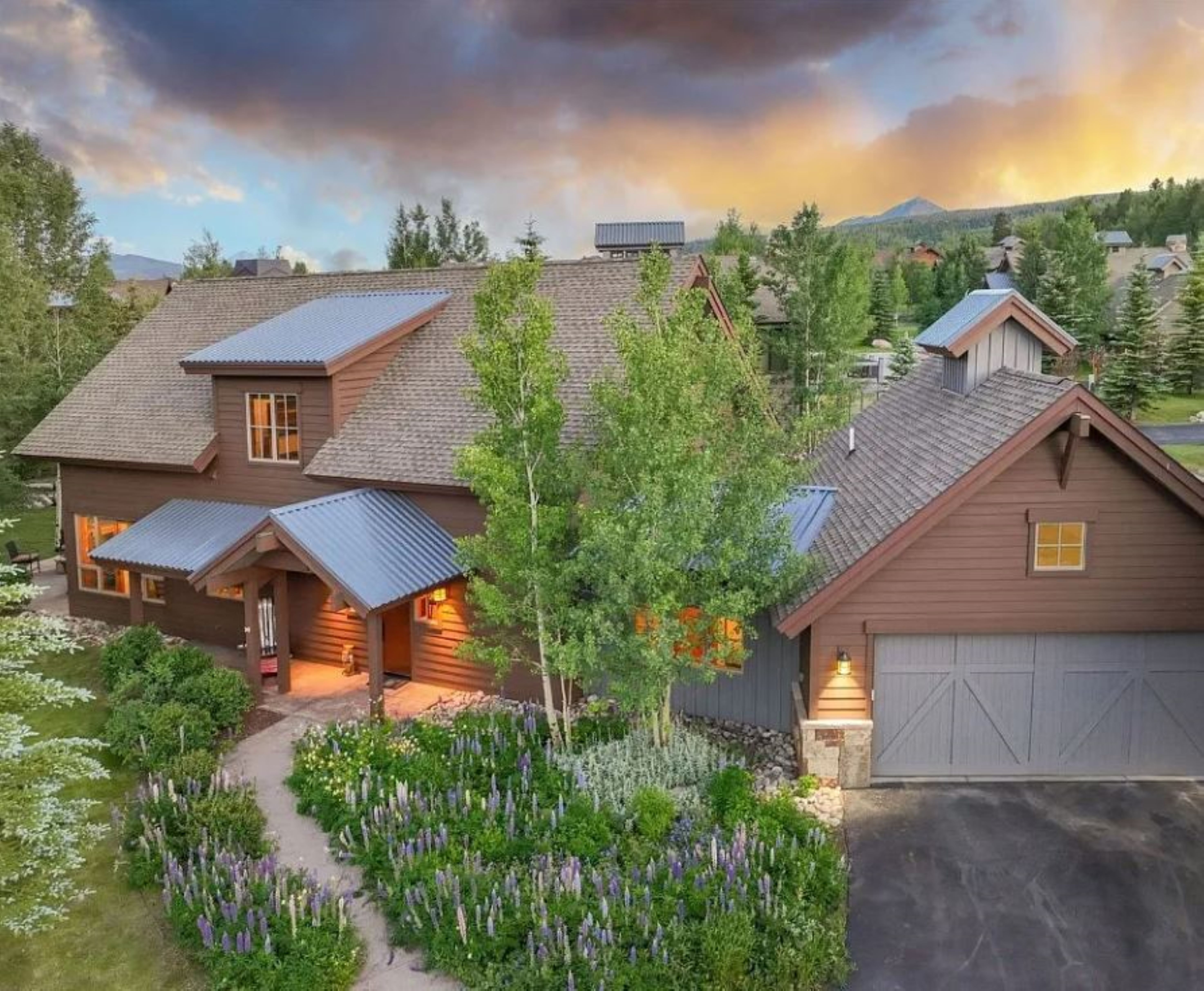 Eagles Nest - Mtn Views - Dog-Friendly - Ev Charger - Ski/Hike | Photo 61
