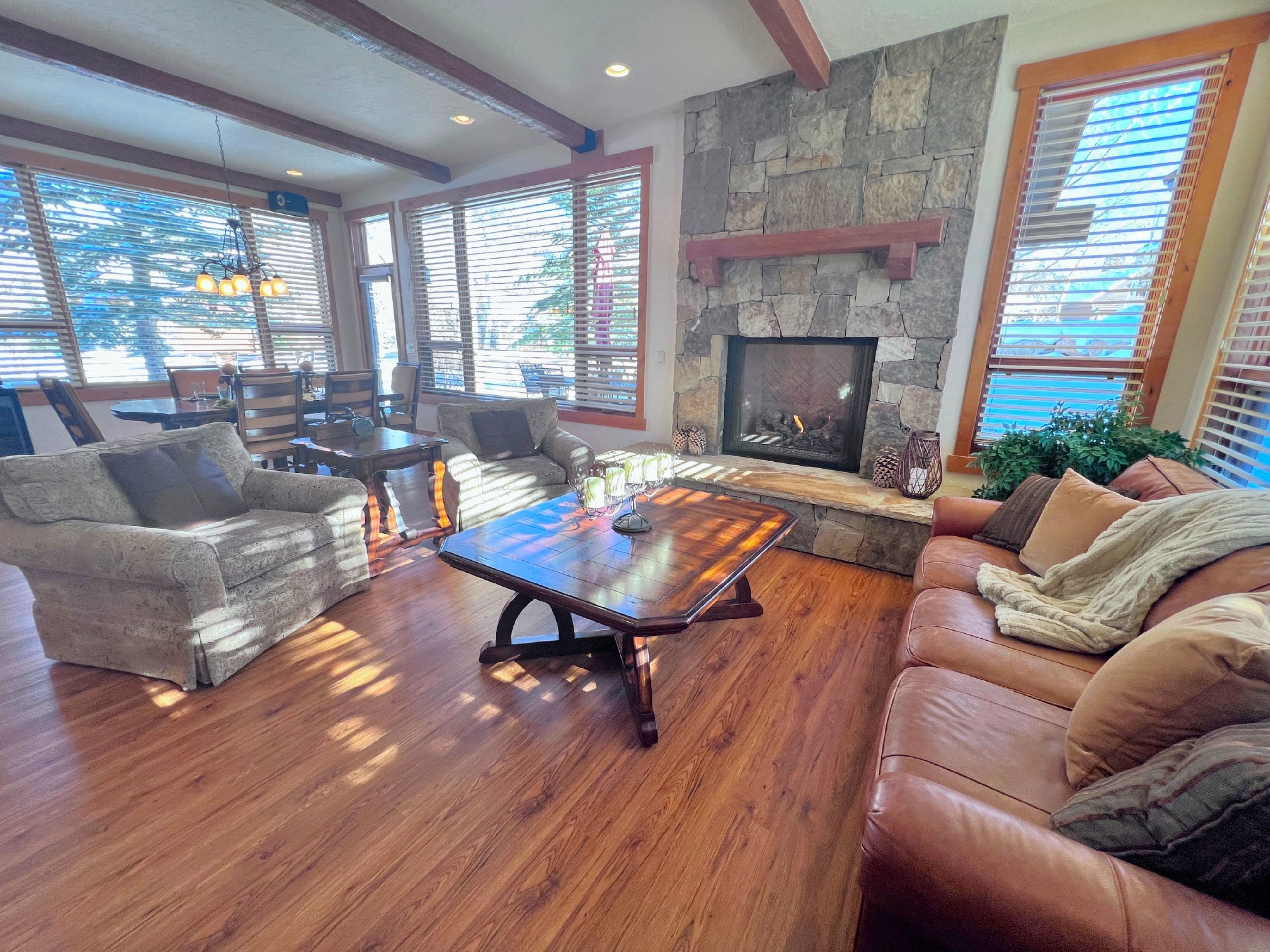 Eagles Nest - Mtn Views - Dog-Friendly - Ev Charger - Ski/Hike | Photo 7