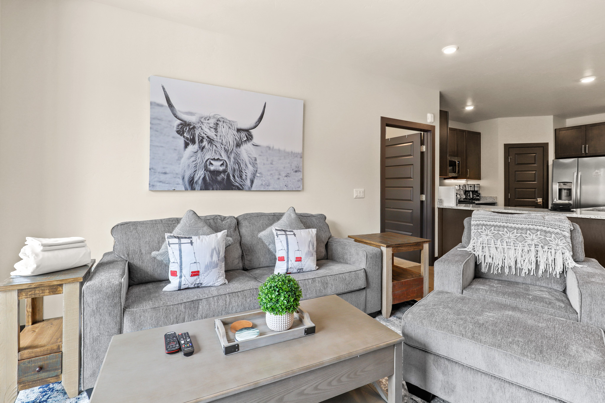 Modern Mountain Getaway in Keystone | Photo 16