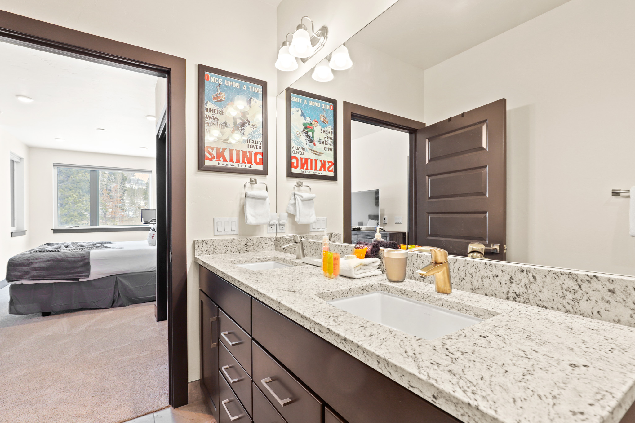 Modern Mountain Getaway in Keystone | Photo 21