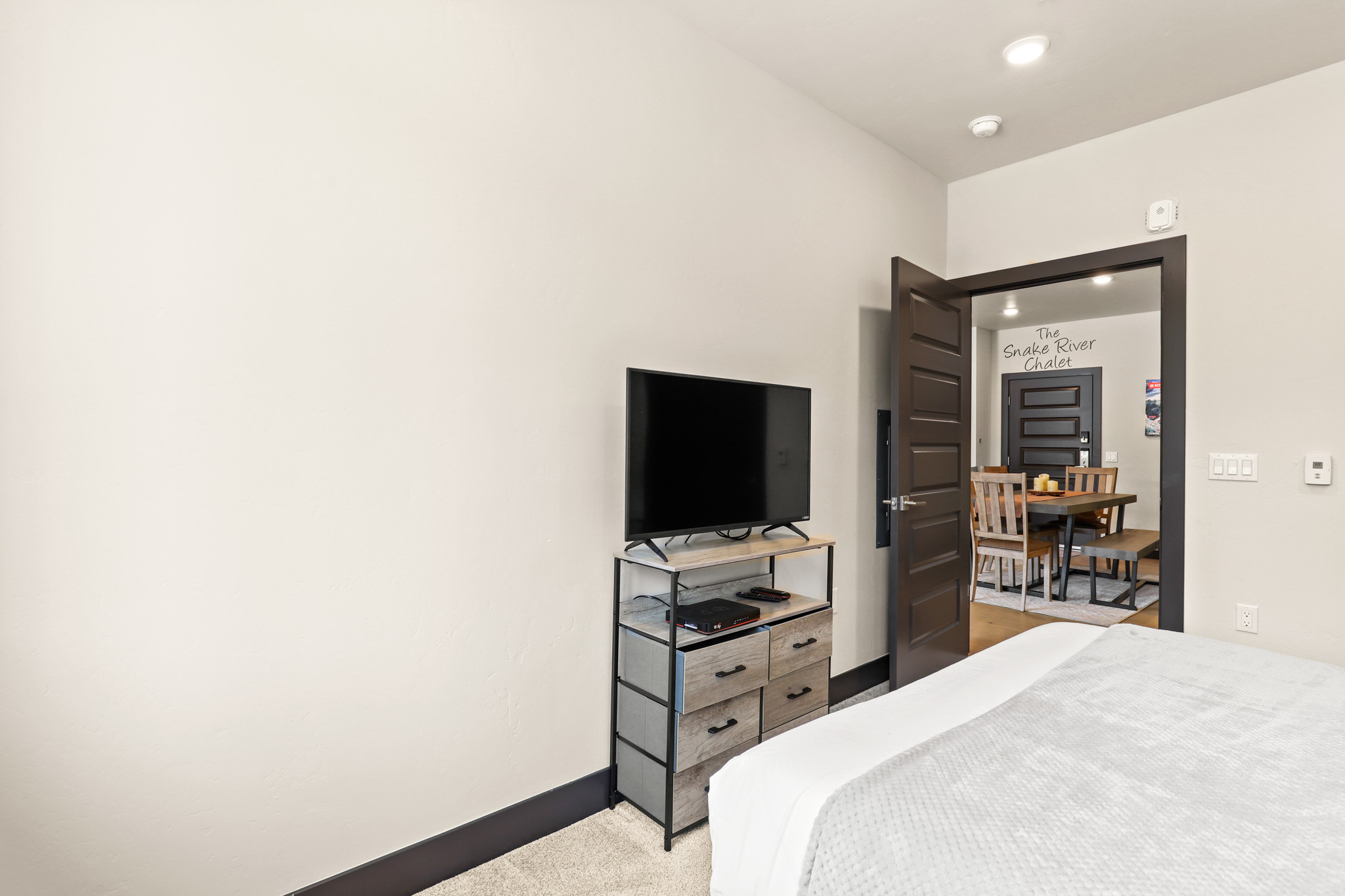 Modern Mountain Getaway in Keystone | Photo 26