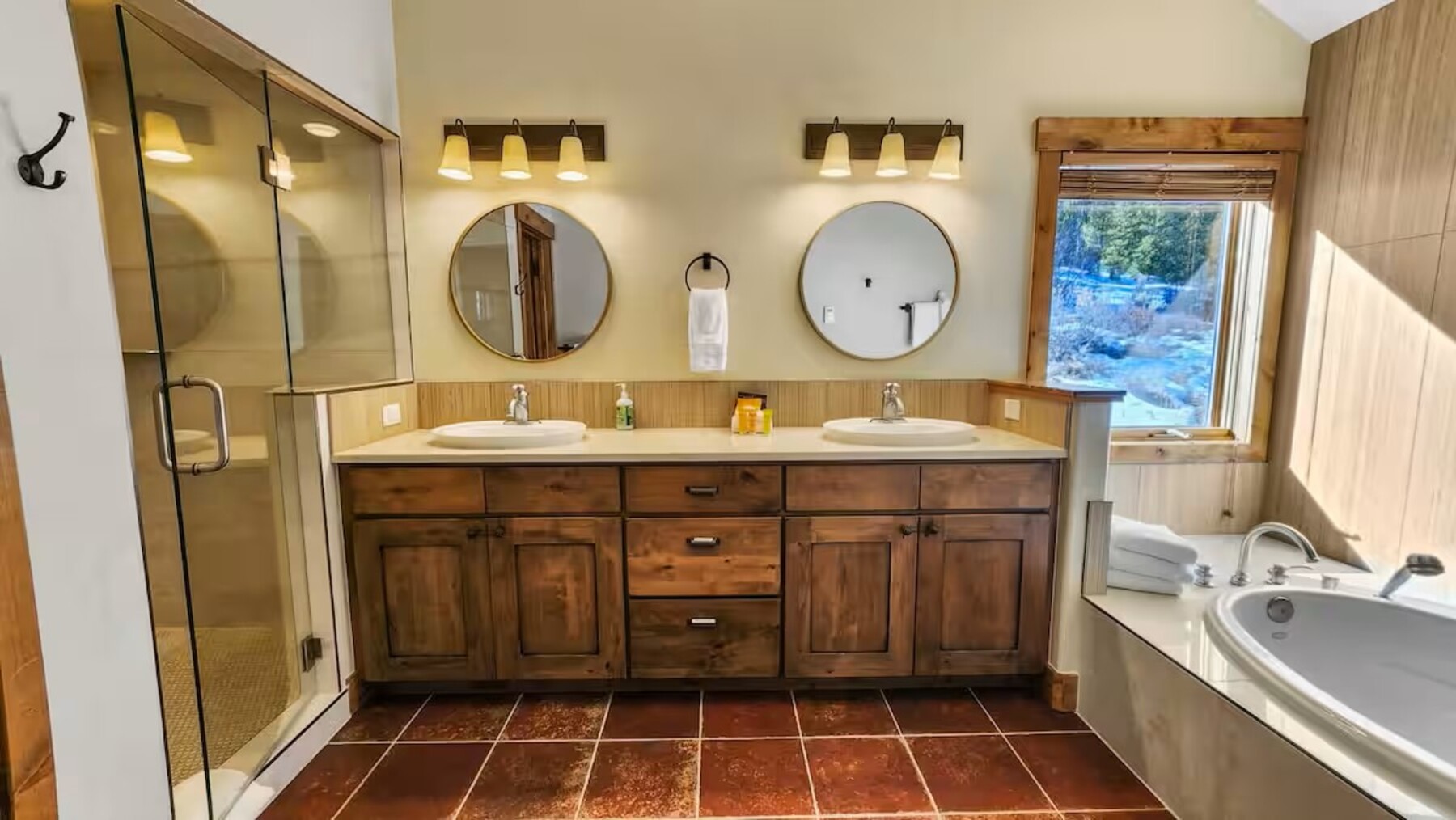 Serene home on 2 Acres, Minutes to Slopes, Private Hot Tub | Photo 17