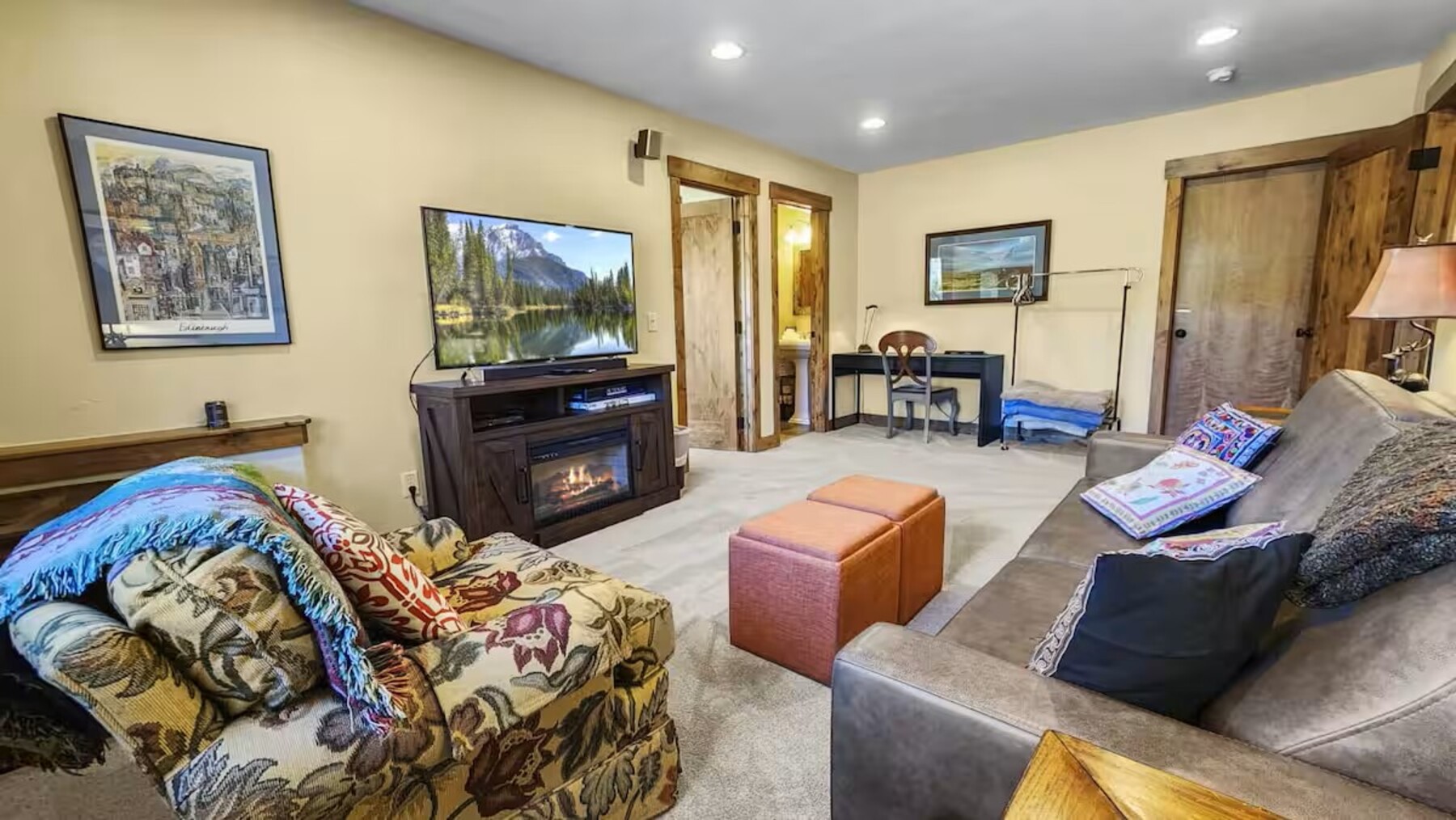 Serene home on 2 Acres, Minutes to Slopes, Private Hot Tub | Photo 25