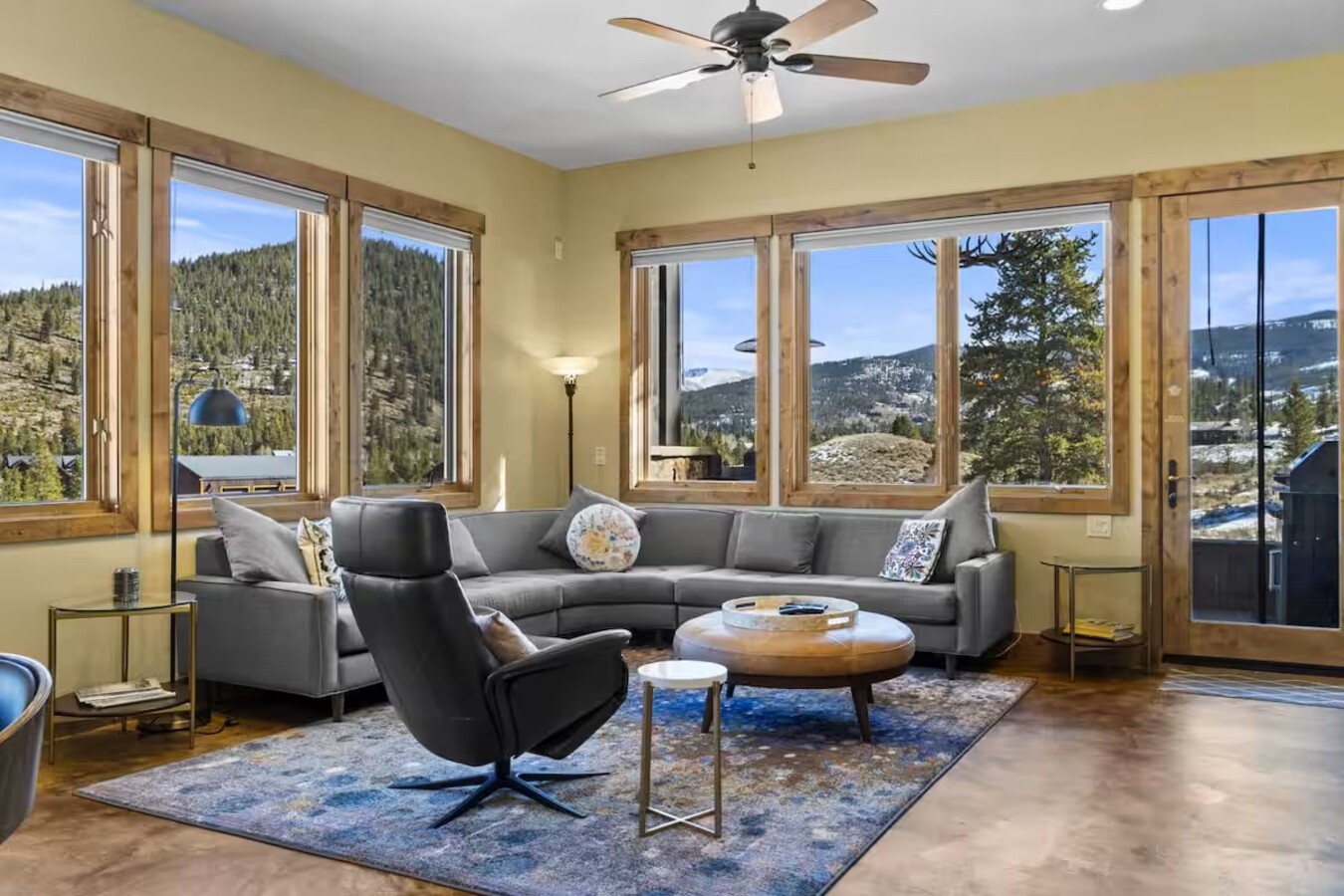Serene home on 2 Acres, Minutes to Slopes, Private Hot Tub | Photo 8