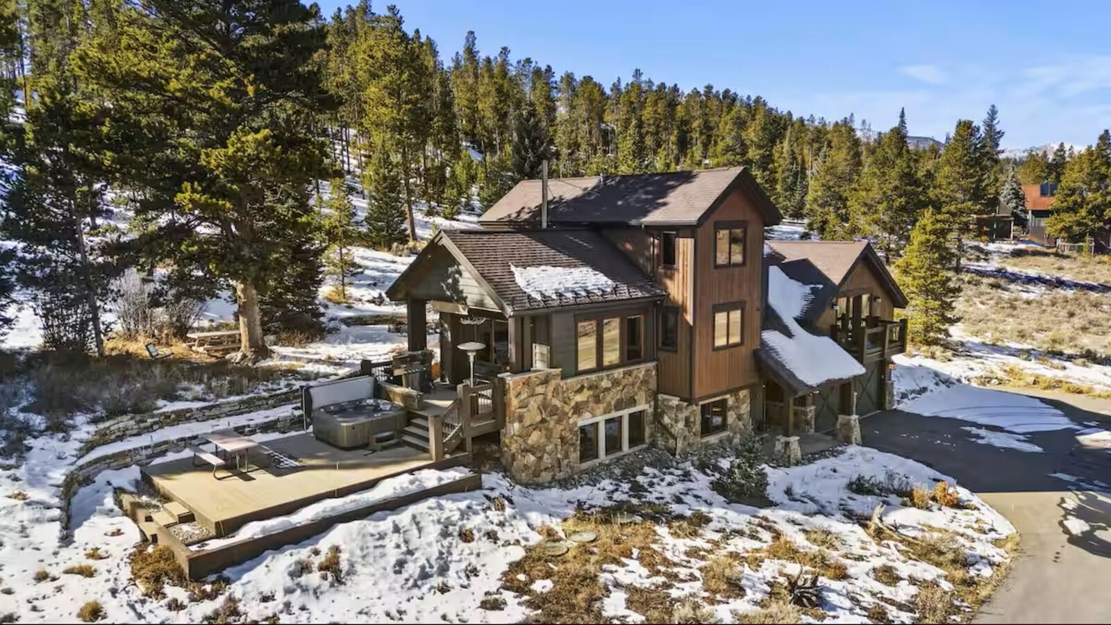 Serene home on 2 Acres, Minutes to Slopes, Private Hot Tub | Photo 1