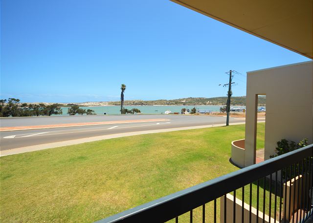 Riverview Holiday Apartment 26 - Kalbarri WA