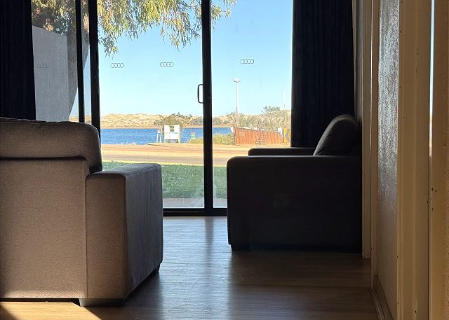 Riverview Kalbarri 1 | Waterfront | Pool | Sleeps 5