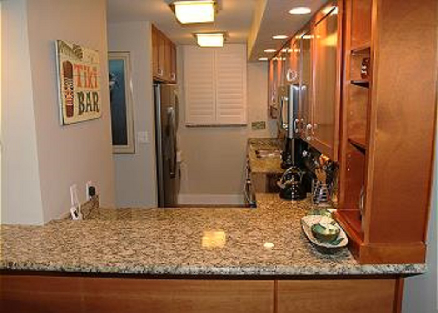 Kitchen with Washer/Dryer