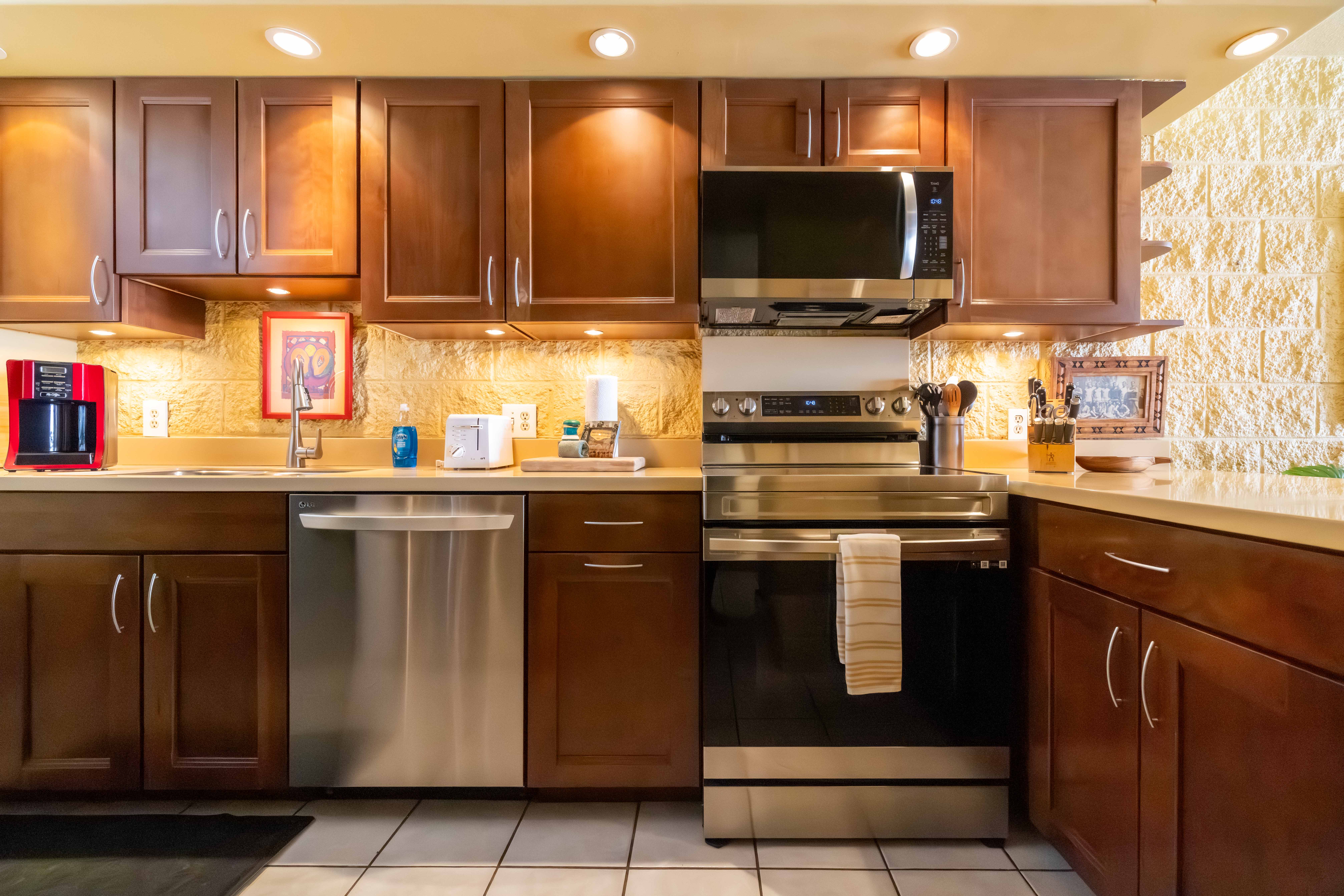 Kanai A Nalu Resort 401 | Photo 14