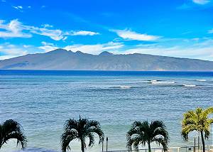 Photo: Hololani B302