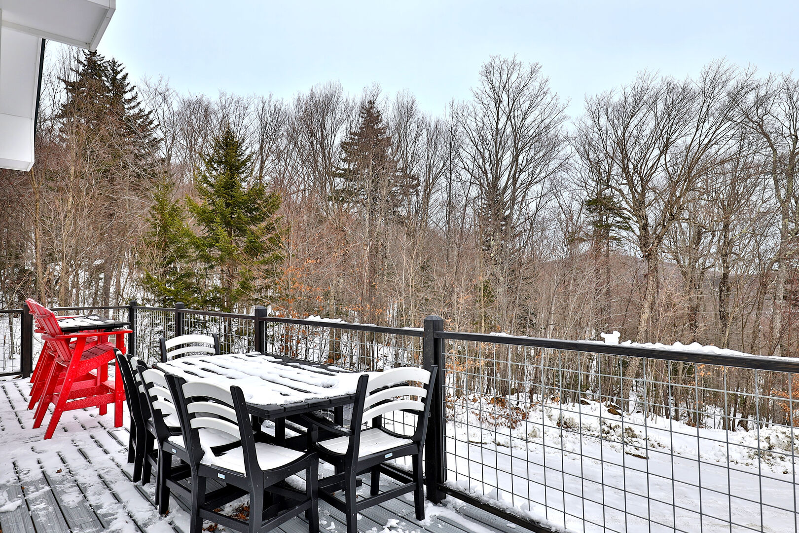 Private Outdoor Deck