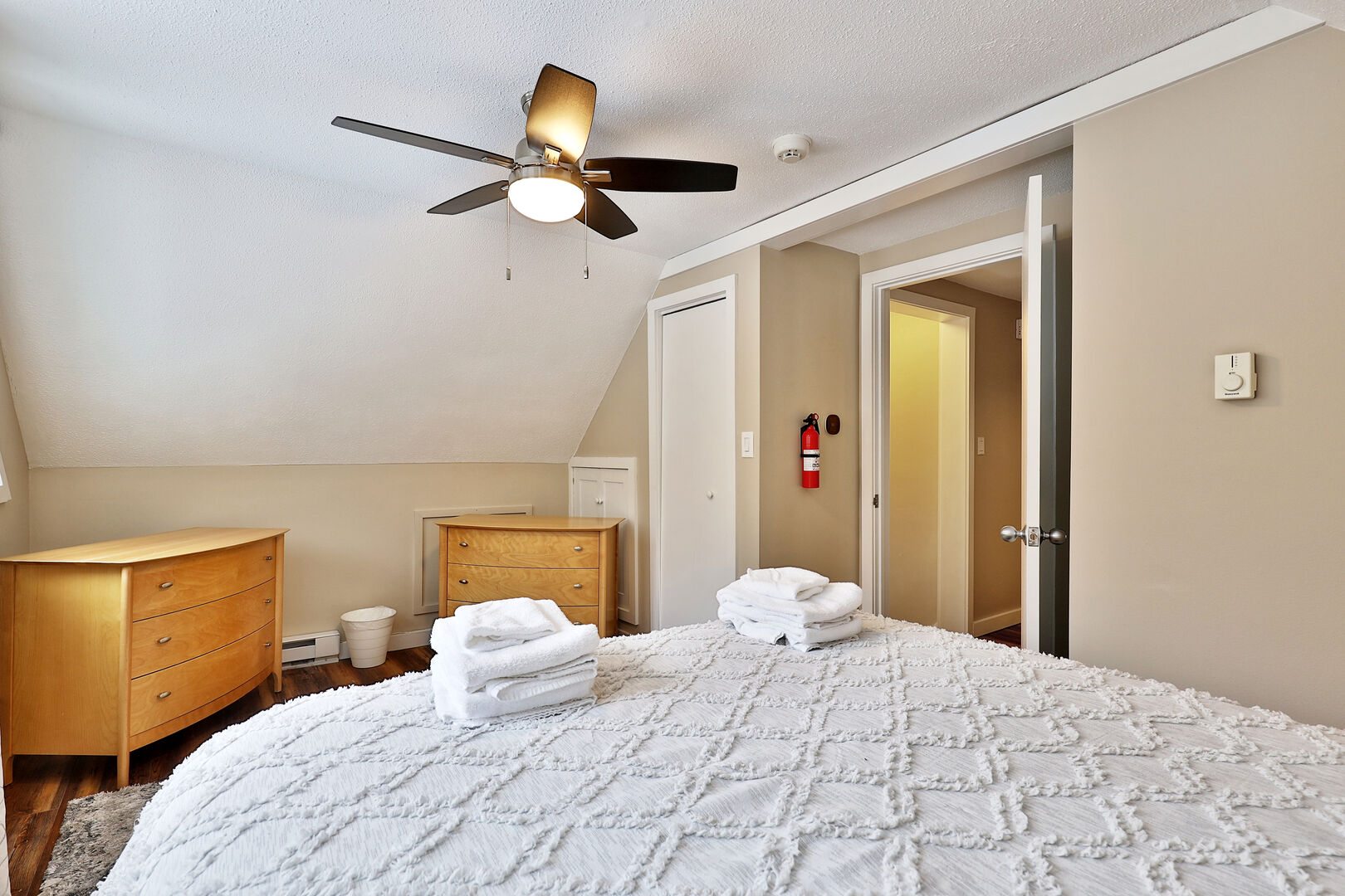 Upper-Level Queen Bedroom
