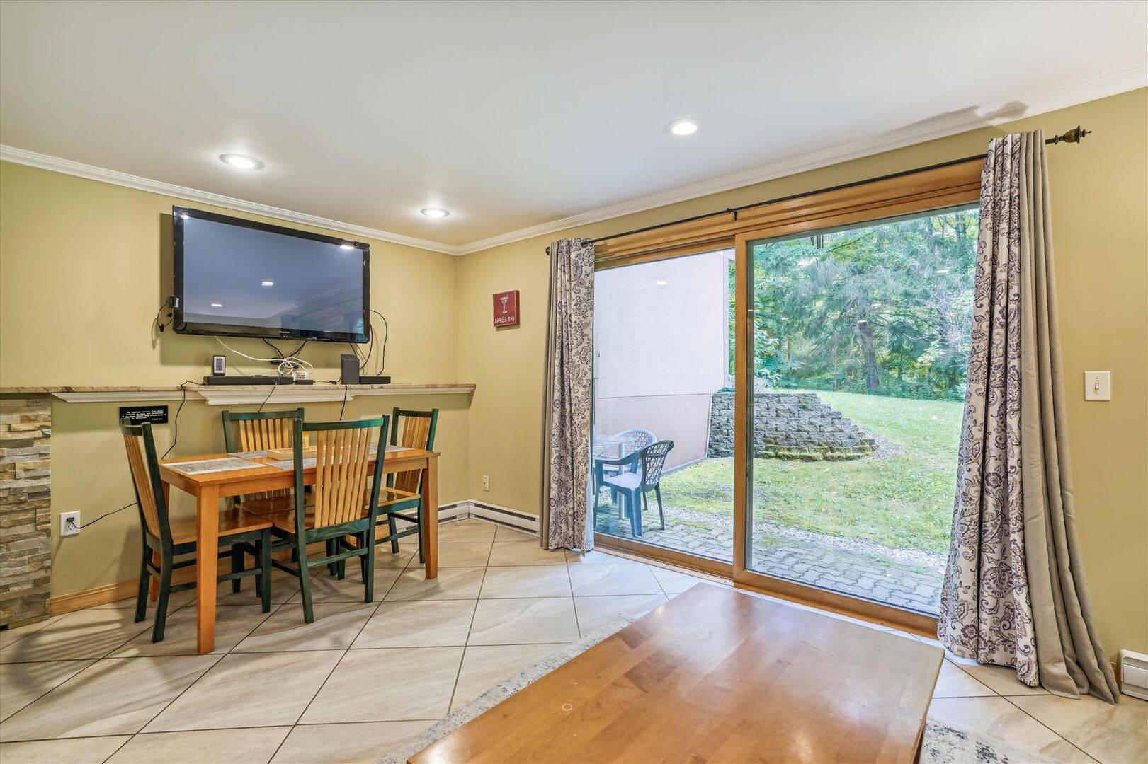 Edgemont Condo Unit A1 4