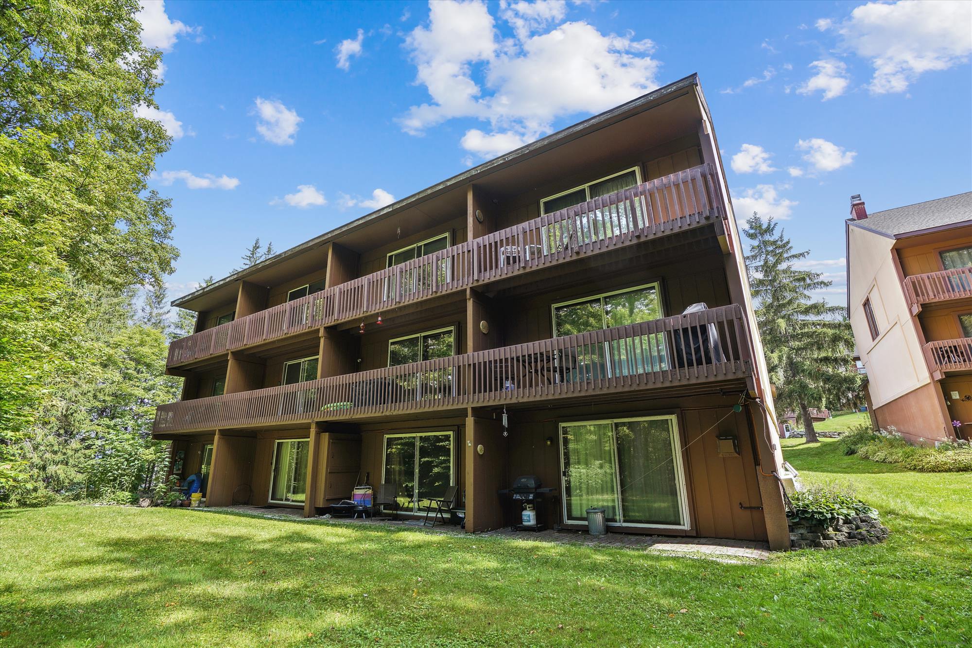 Edgemont Community Exterior