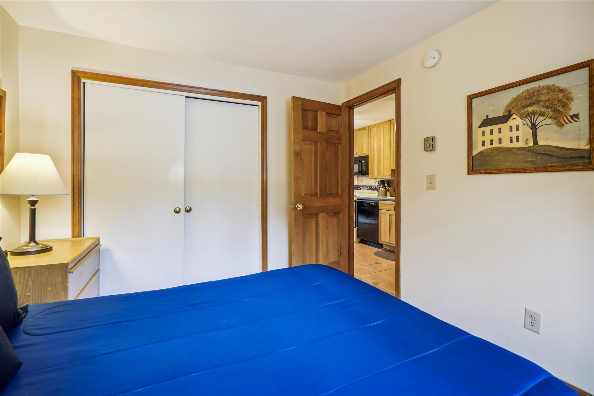 Queen Bedroom
