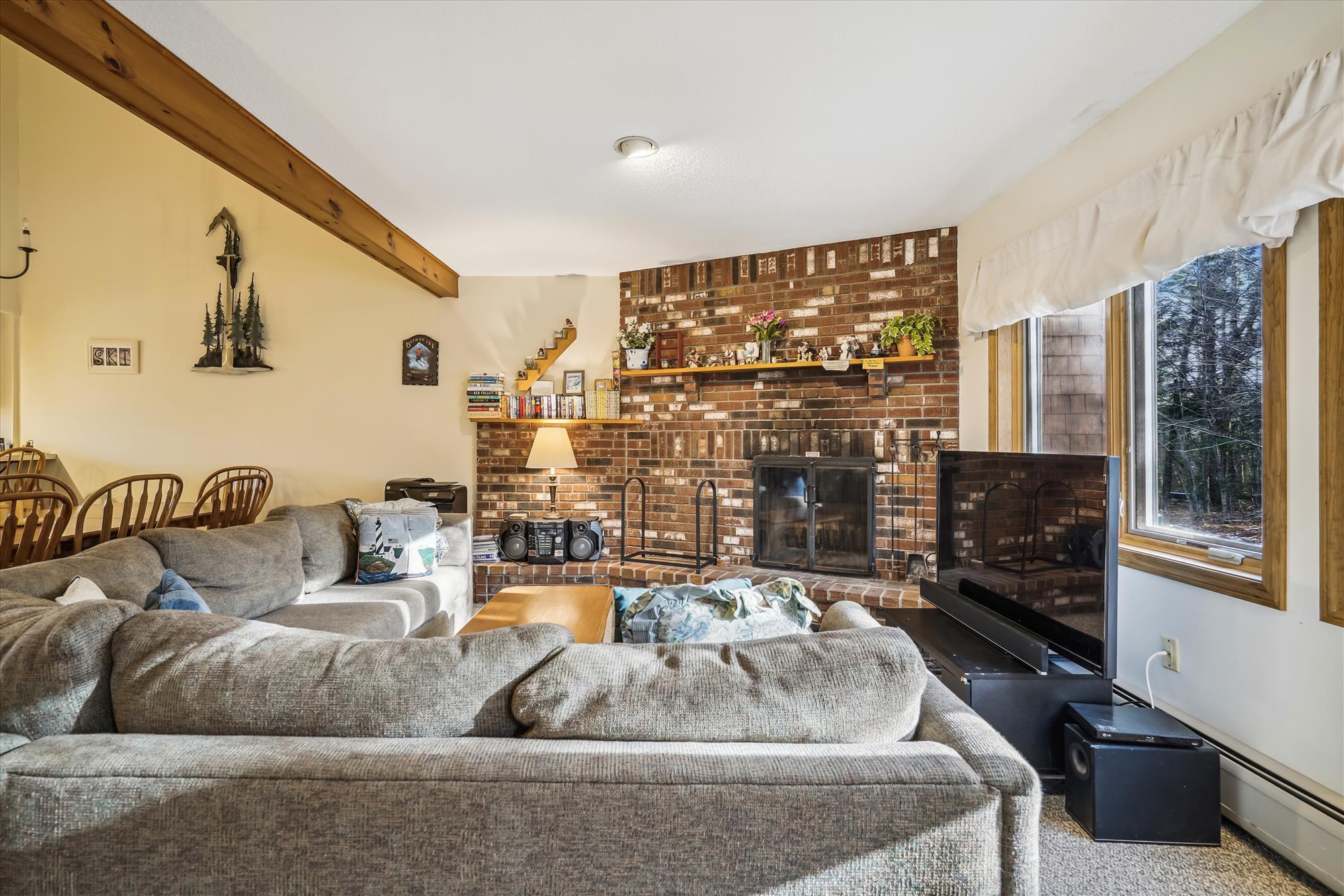 Great Room with Fireplace