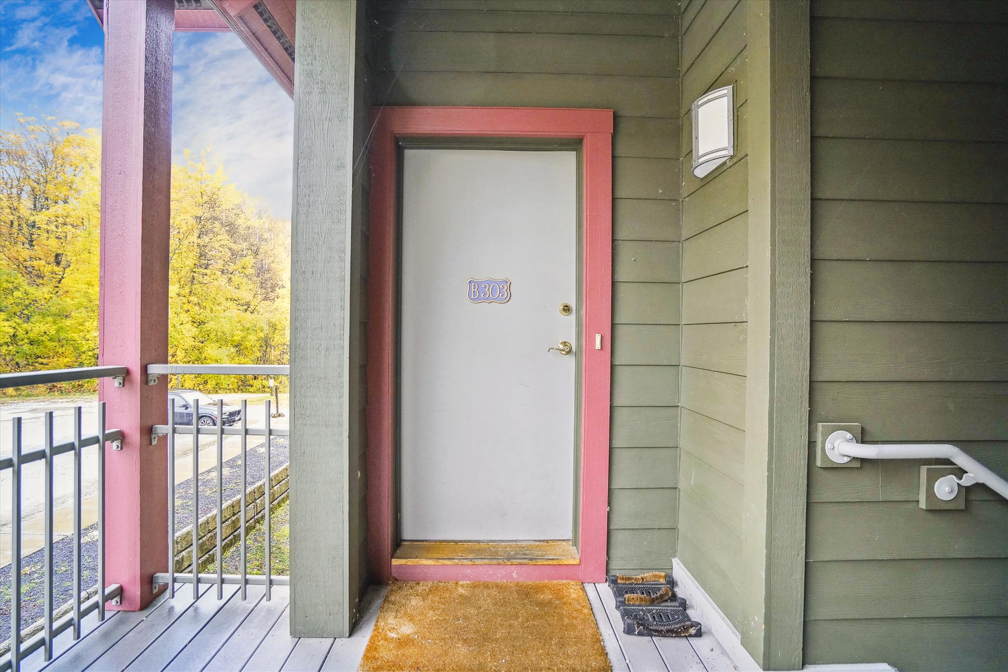 Covered Condo Entrance